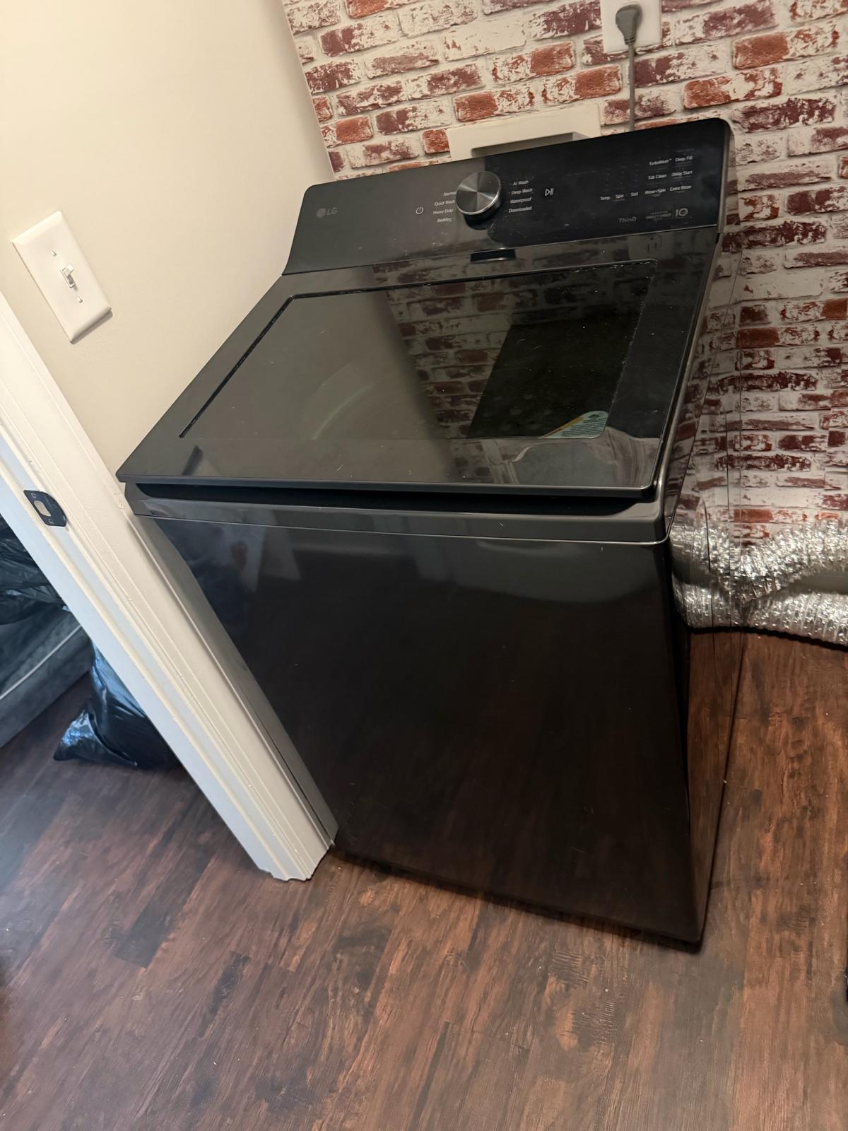 LG Washer and Dryer Set - Mansfield, Georgia - FleaMarketBay