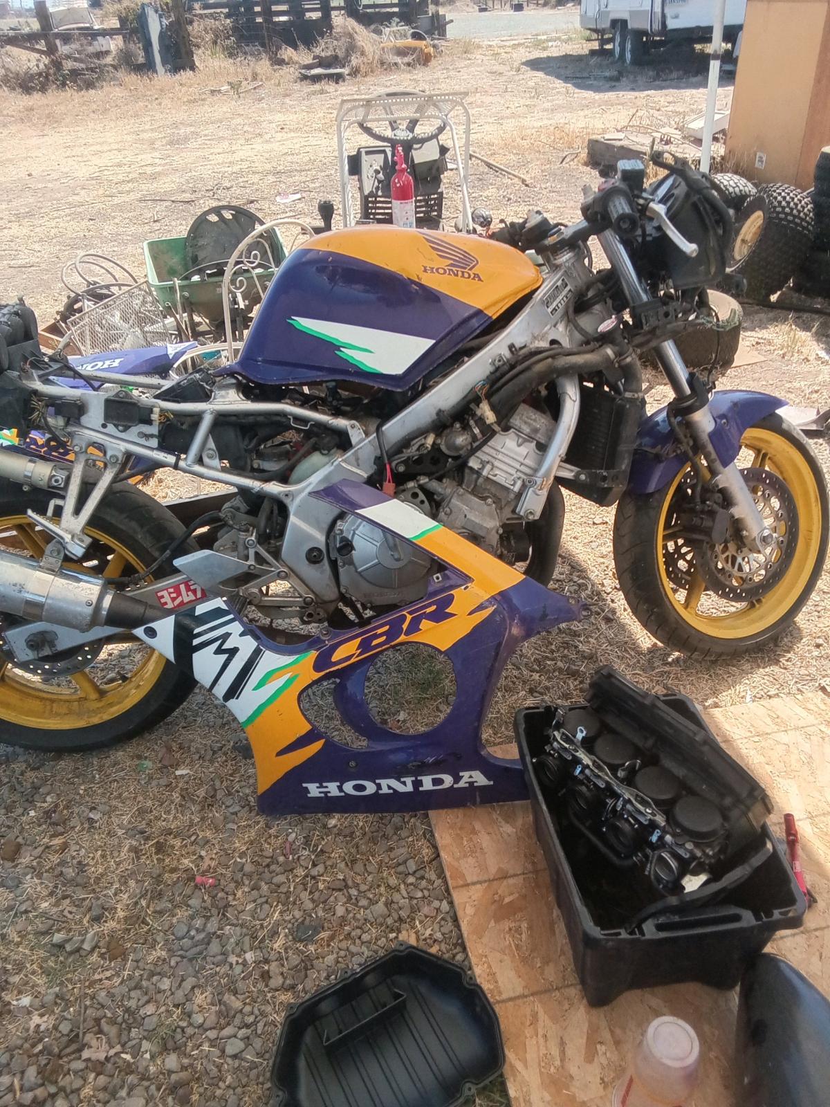 1996 Honda CBR 600F3 Smoking Joe Racing - Modesto, California - FleaMarketBay