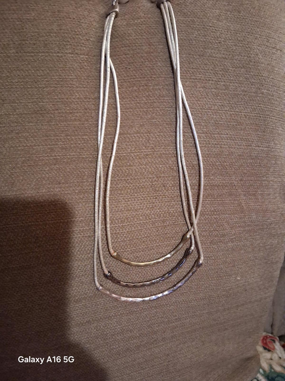 vintage jewelry necklaces and bracelets - Baltimore, Maryland - FleaMarketBay