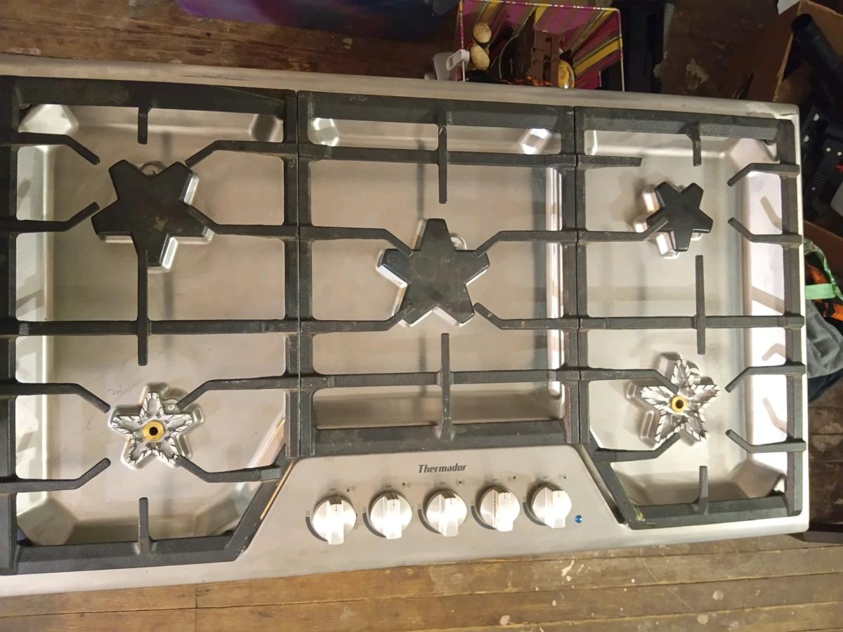 Thermador 5Burner Gas Cooktop - Lynchburg, Virginia - FleaMarketBay