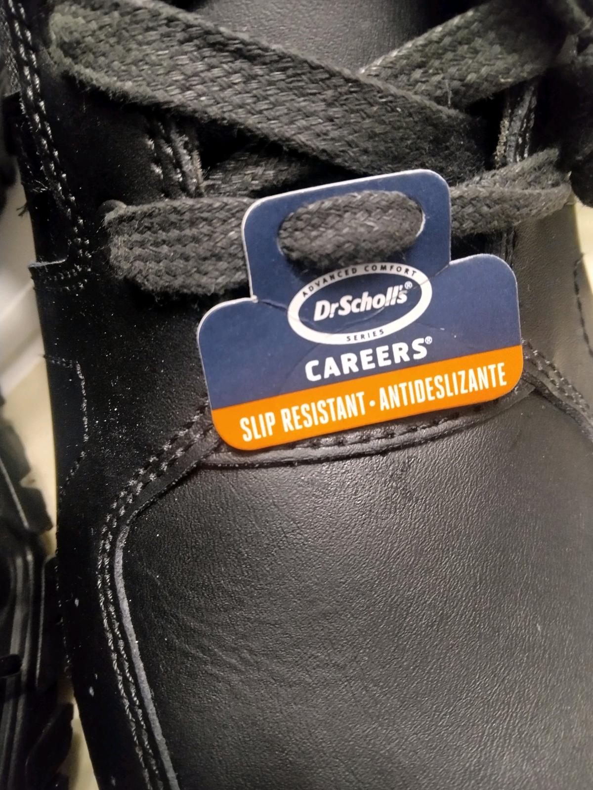 new never worn boots - Chandler, Arizona - FleaMarketBay
