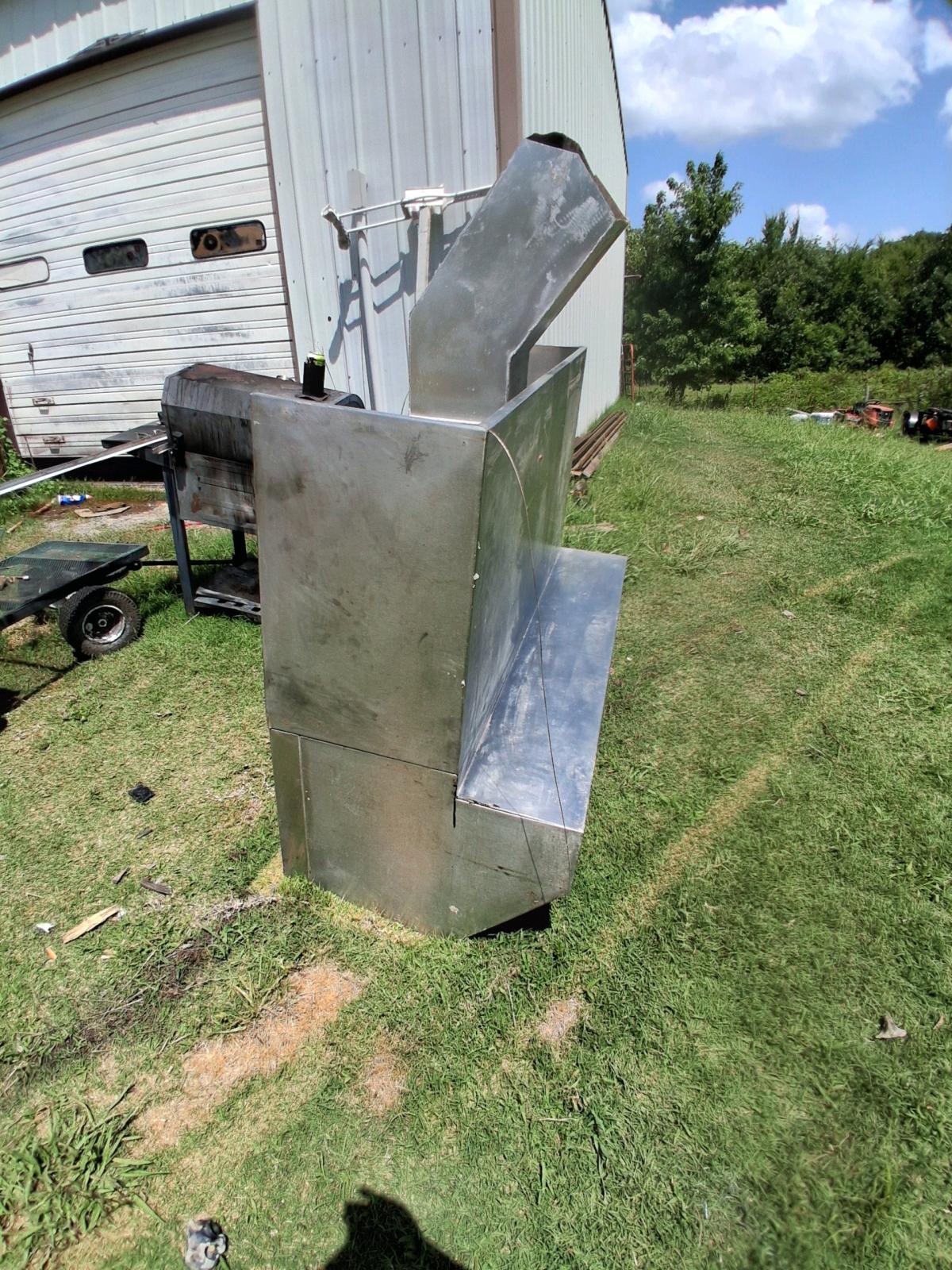 4ft venthood with sprinkler fire sprinkler - Beggs, Oklahoma - FleaMarketBay