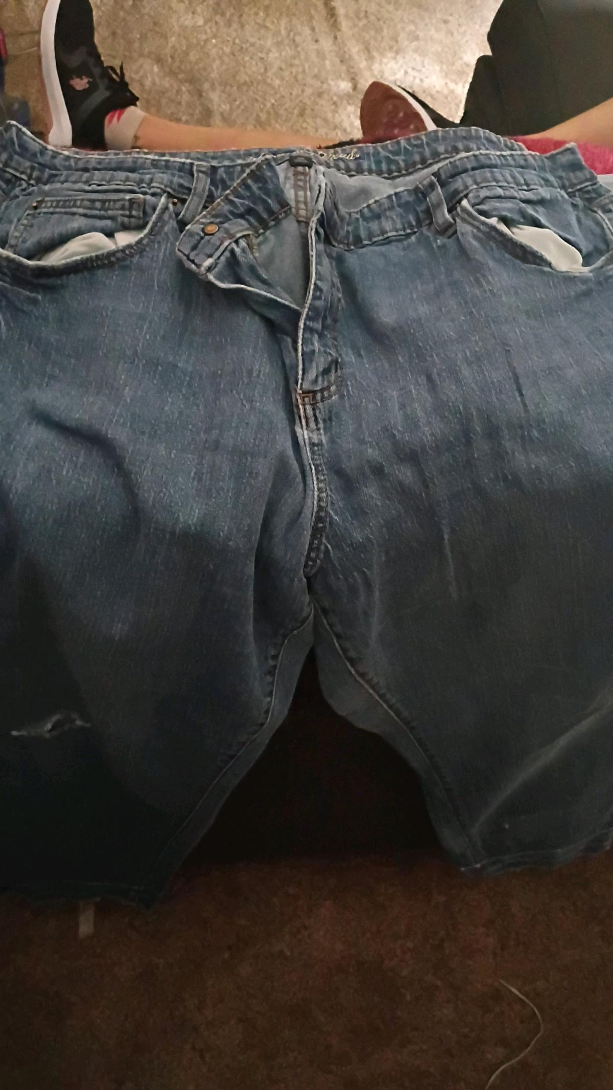 shorts and pants - Enola, Arkansas - FleaMarketBay