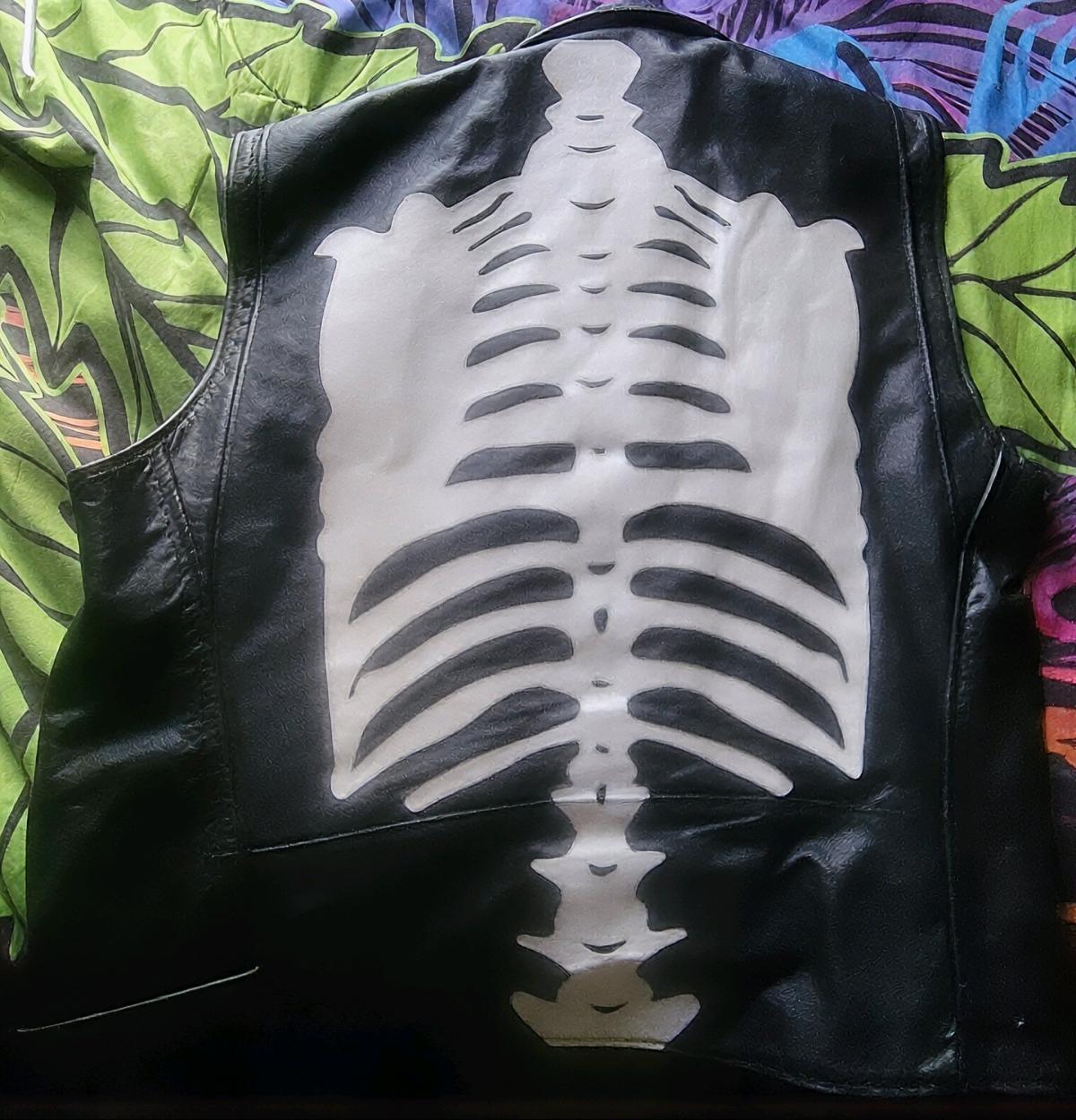 LOCAL PICKUP ONLY Size Large Skeleton Leather Vest 15 dollar - Greeley, Colorado - FleaMarketBay