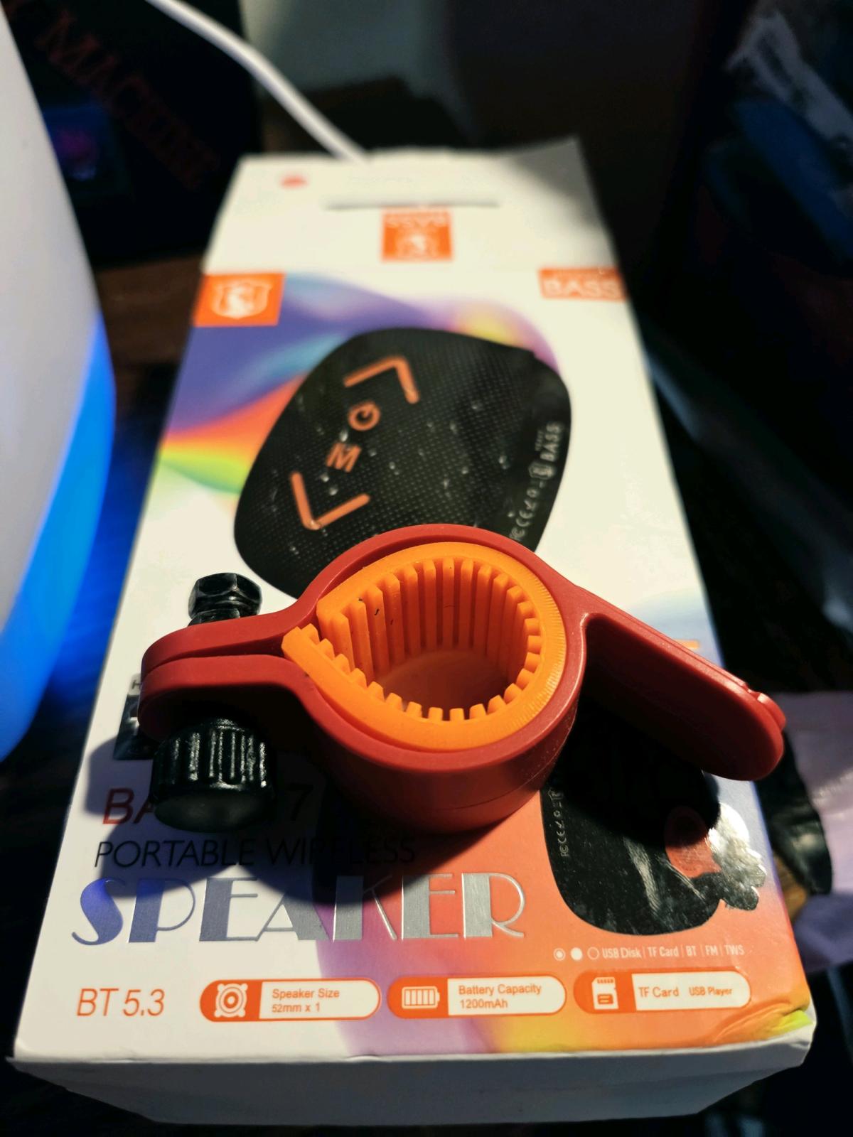 wireless Bluetooth bicycle speaker - Gilbert, Arizona - FleaMarketBay