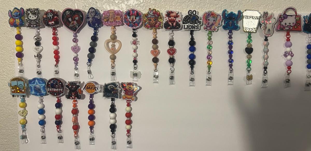 ID badge holders - Modesto, California - FleaMarketBay