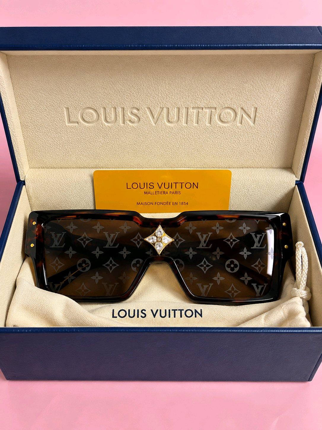 Oversized Fashion Sunglasses for Women - Durham, North Carolina - FleaMarketBay