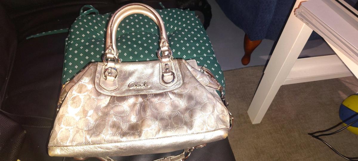 coach purse - Houston, Texas - FleaMarketBay