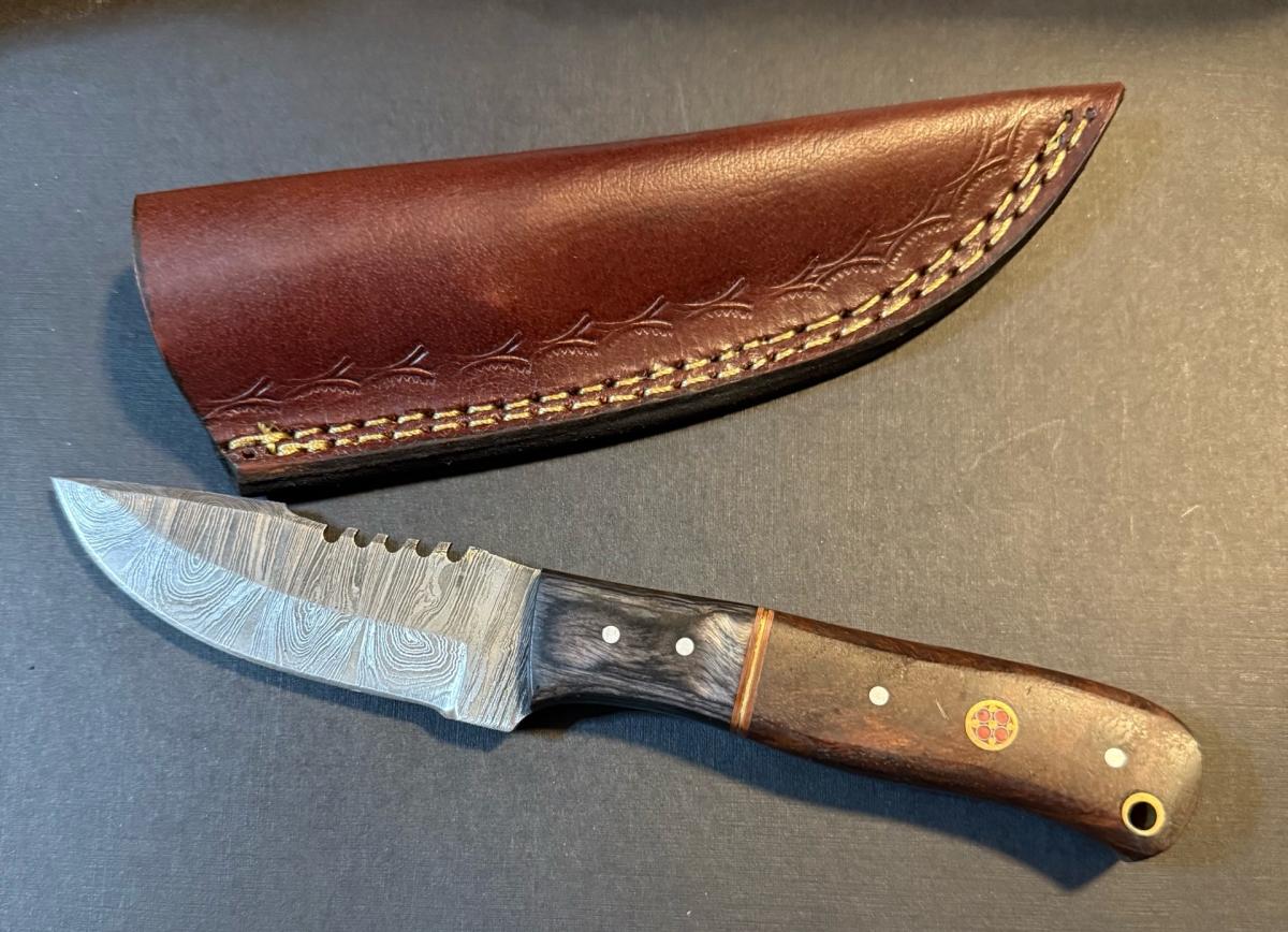 handmade Damascus steel knife and sheath - Troy, Alabama - FleaMarketBay