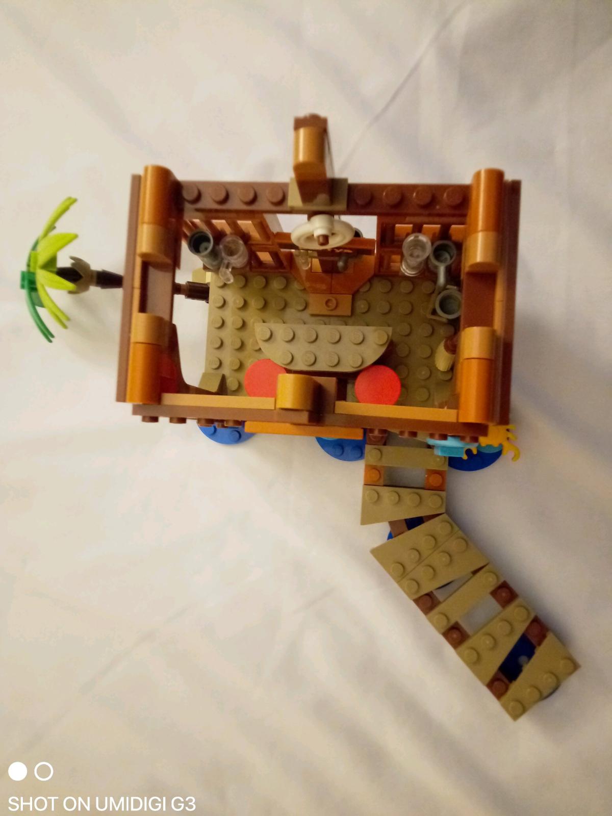 Lego  One Piece Windmill Village Hut - Fort Lauderdale, Florida - FleaMarketBay