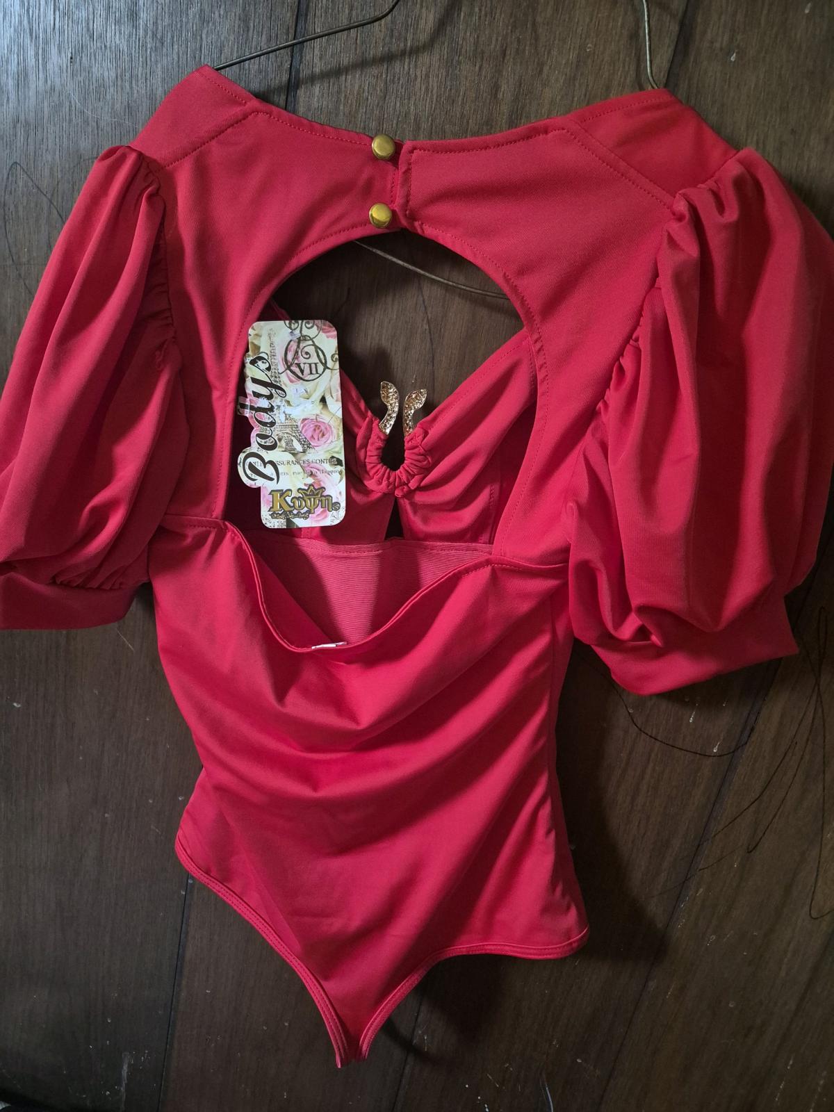 body one size - Anoka, Minnesota - FleaMarketBay