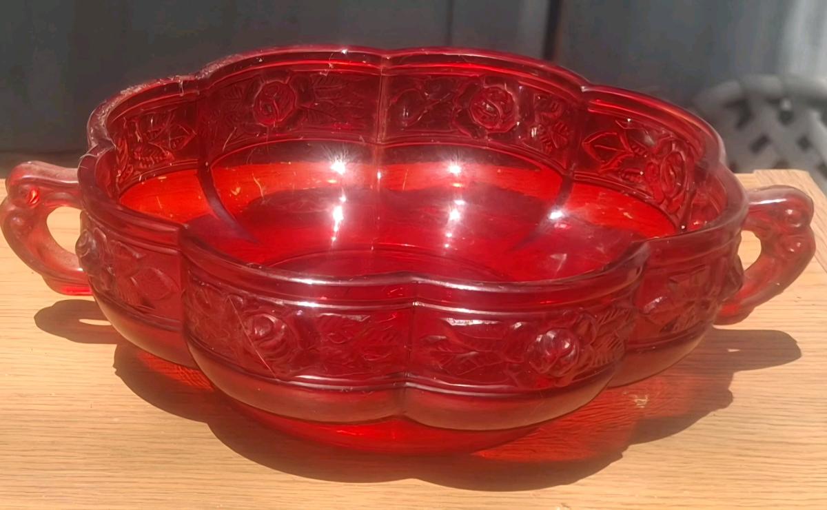 Vintage Jeanette Glass Aztec Rose Flashed Red 2 Handled Bowl - Weiner, Arkansas - FleaMarketBay