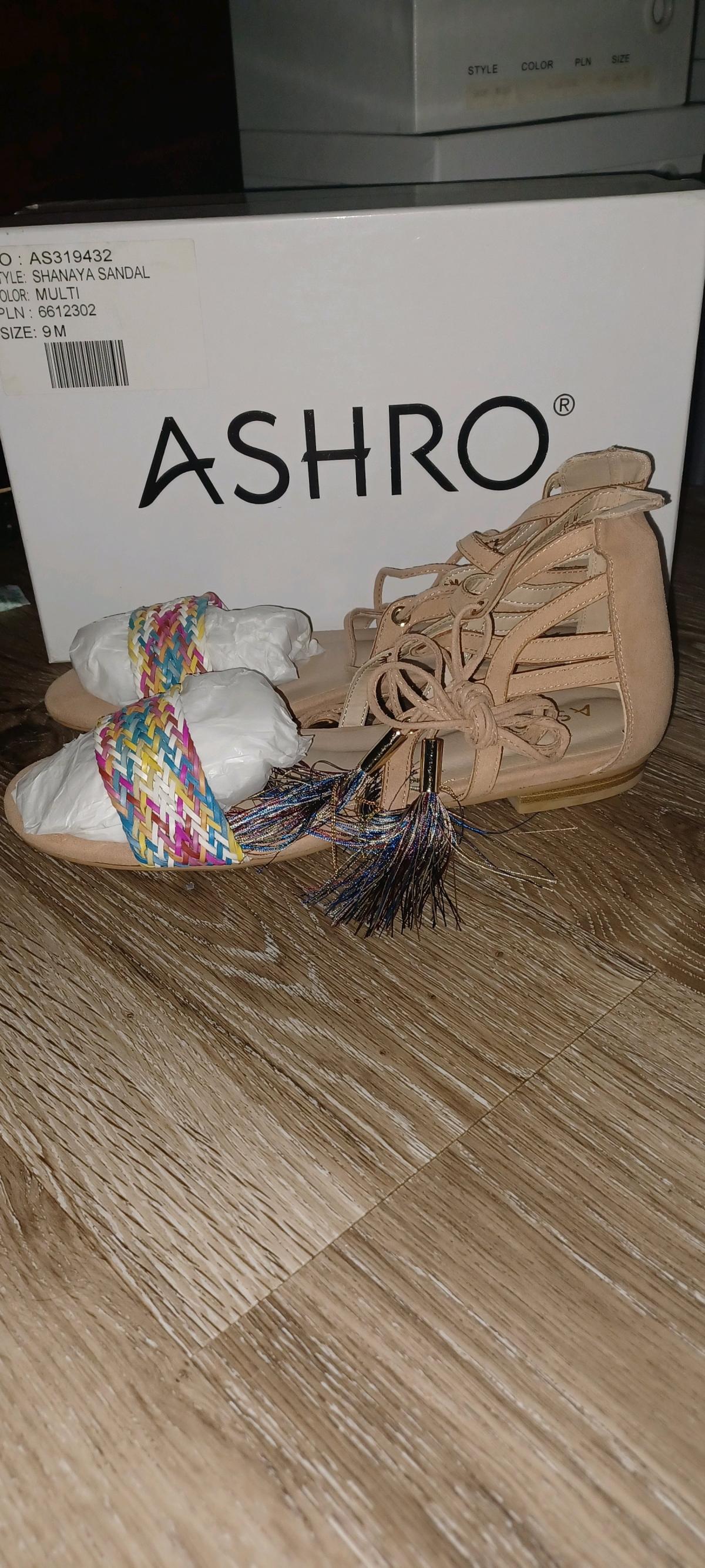 Ashro Size 9 Sandals - Budd Lake, New Jersey - FleaMarketBay