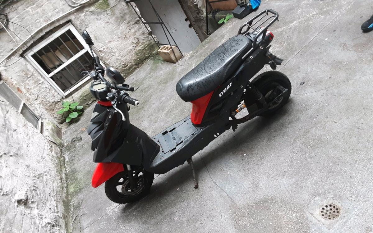 Electronic scooter not free - Brooklyn, New York - FleaMarketBay
