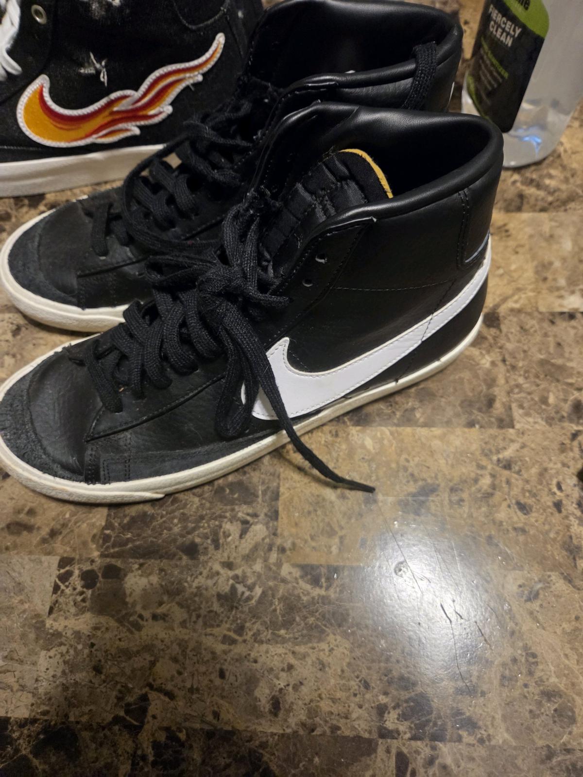 Womes 8and a half Nike Blazers 77 - Eden, North Carolina - FleaMarketBay