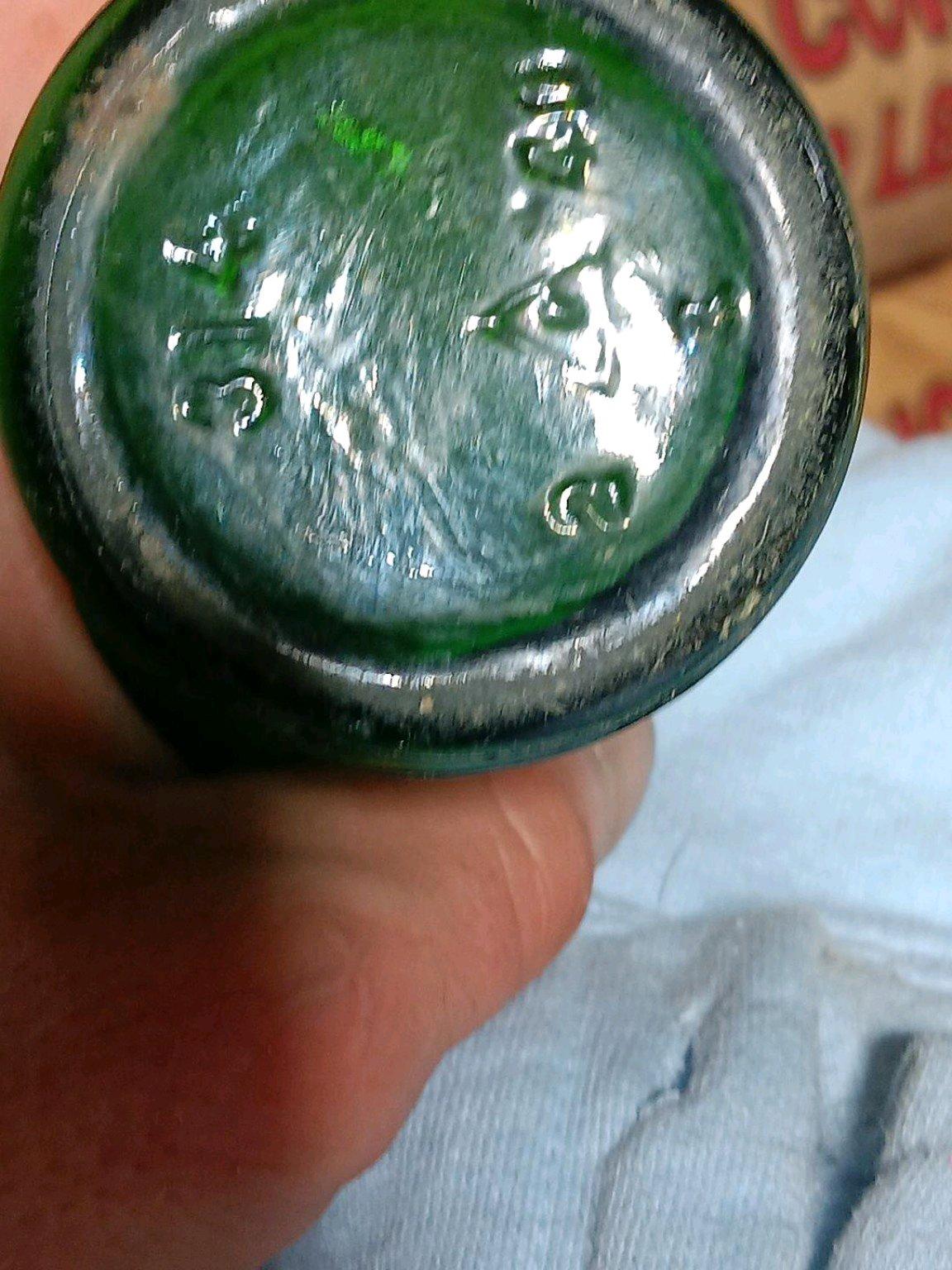 2 Downs Ale vintage green glass Bottle - Madisonville, Tennessee - FleaMarketBay