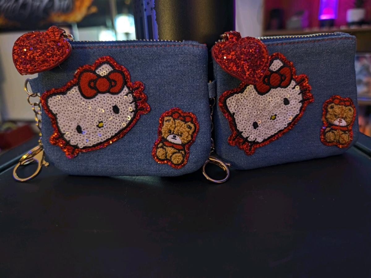 Denim Hello Kitty Coin Purse - Saint Paul Park, Minnesota - FleaMarketBay