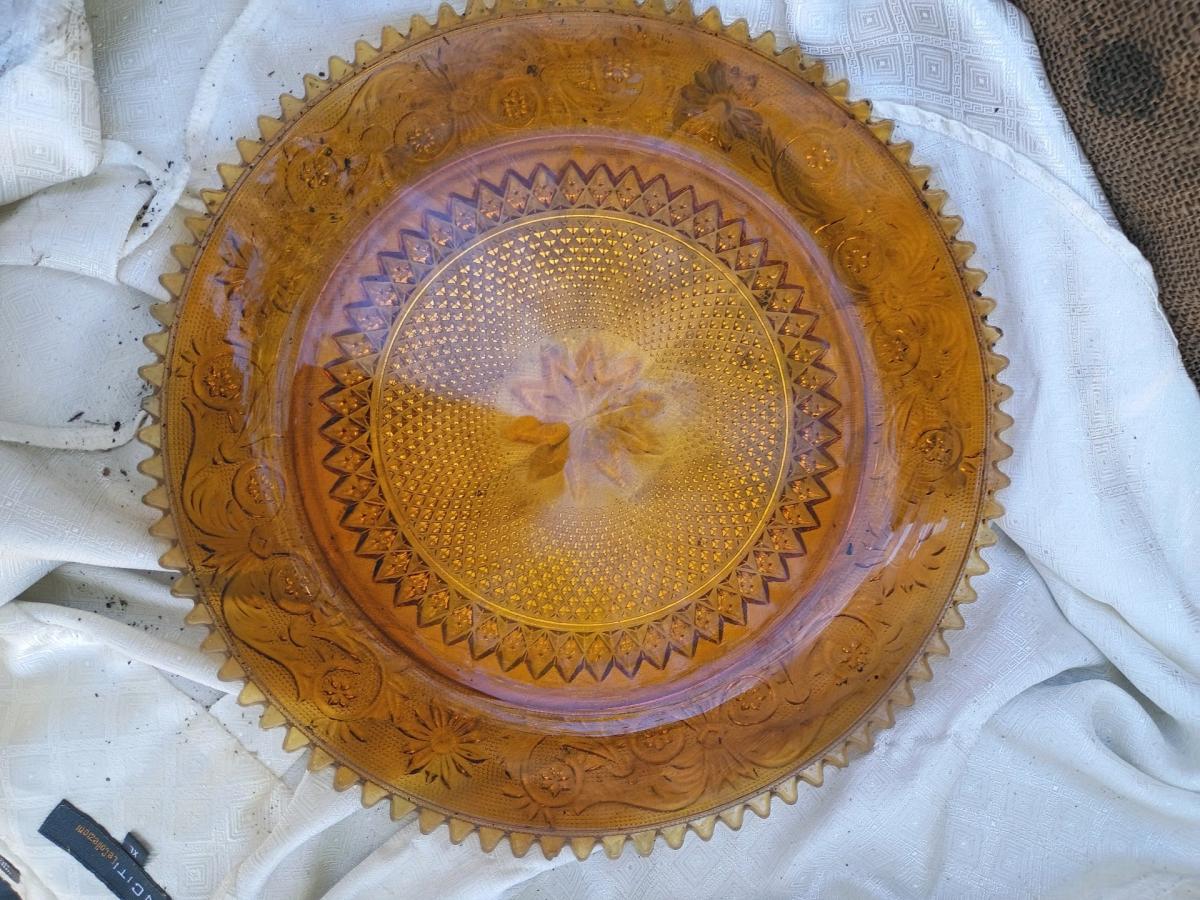 A Nice Vintage and Antique Gold Plate - Swansea, South Carolina - FleaMarketBay
