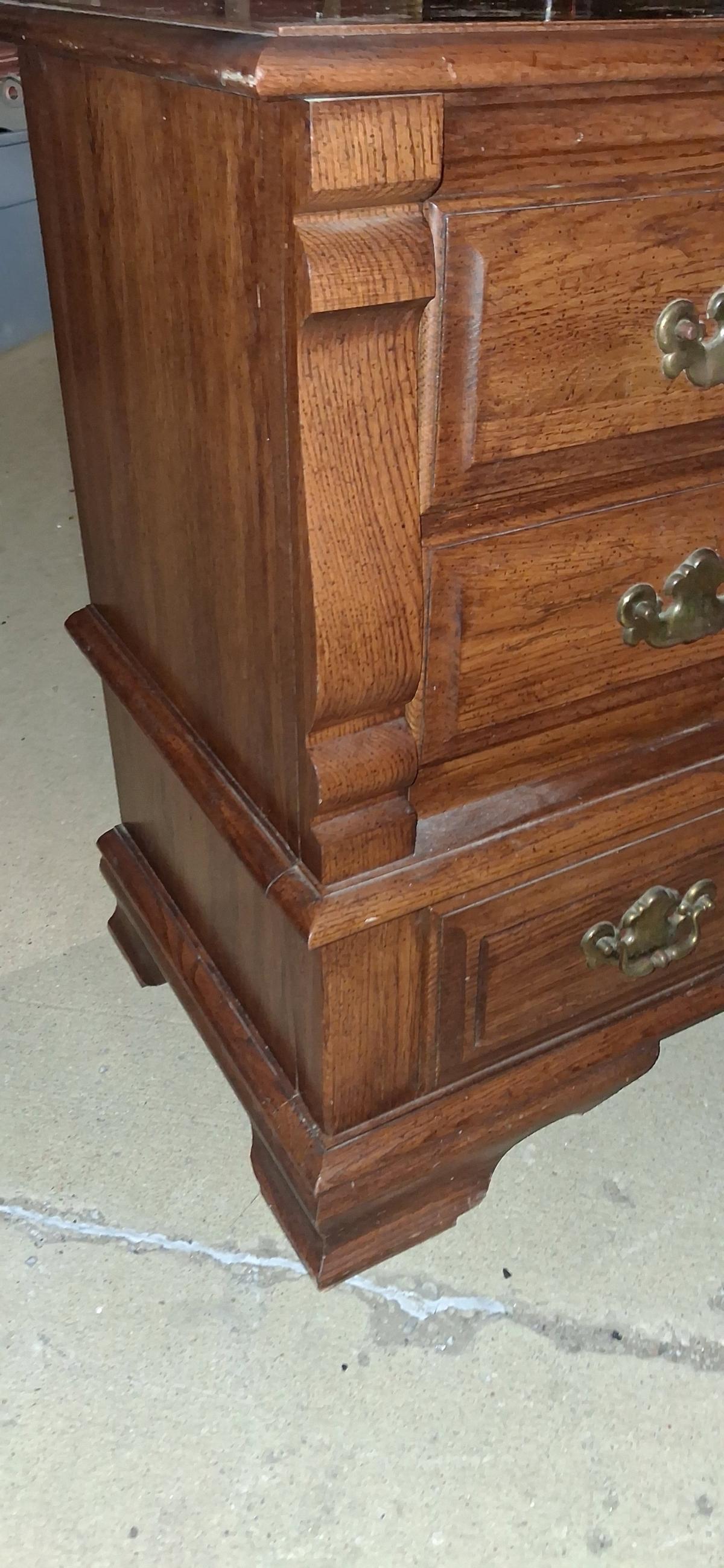 Gorgeous Vintage Dixie Oak 3 piece Dresser set - Saint Louis, Missouri - FleaMarketBay