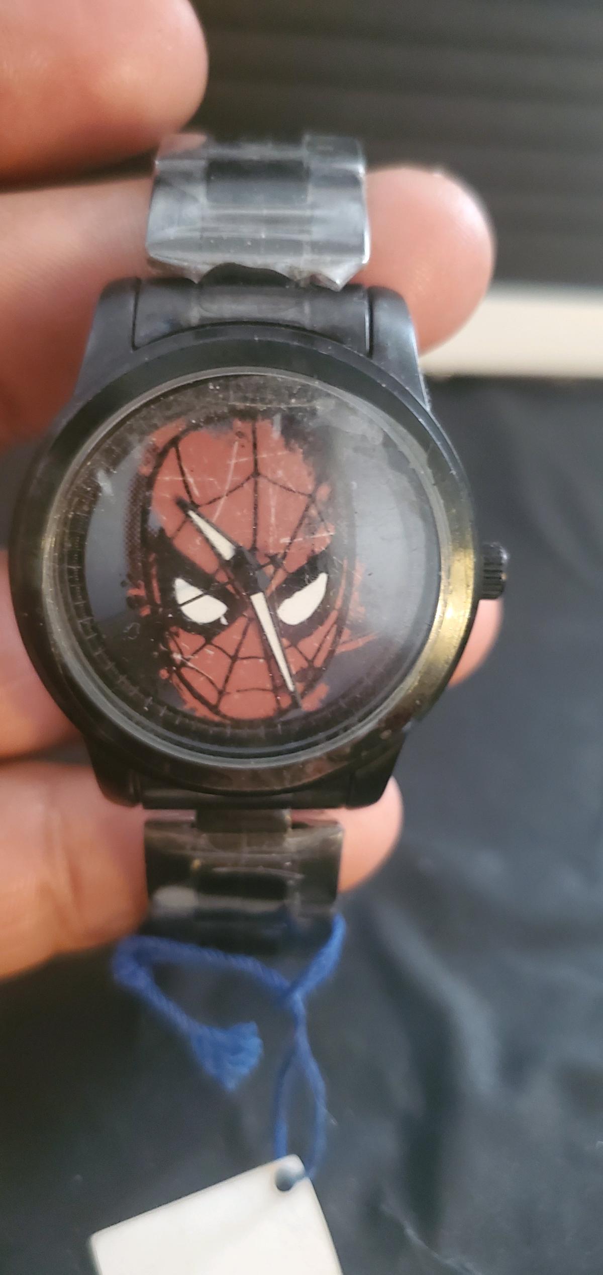 Marvel SpiderMan fashion wristwatch run out battery no box - Ozone Park, New York - FleaMarketBay