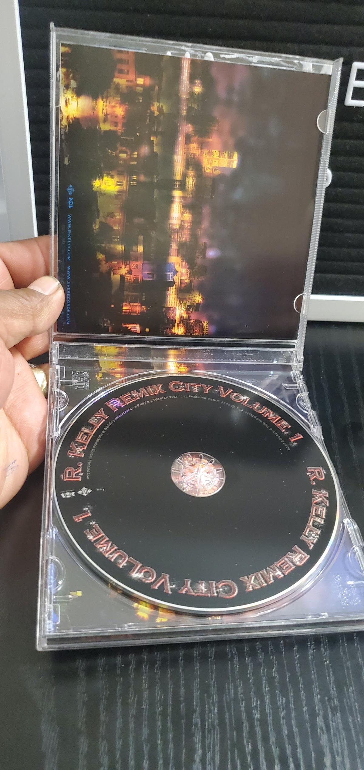 R Kelly Remix City Volume 1 Audio CD - Ozone Park, New York - FleaMarketBay