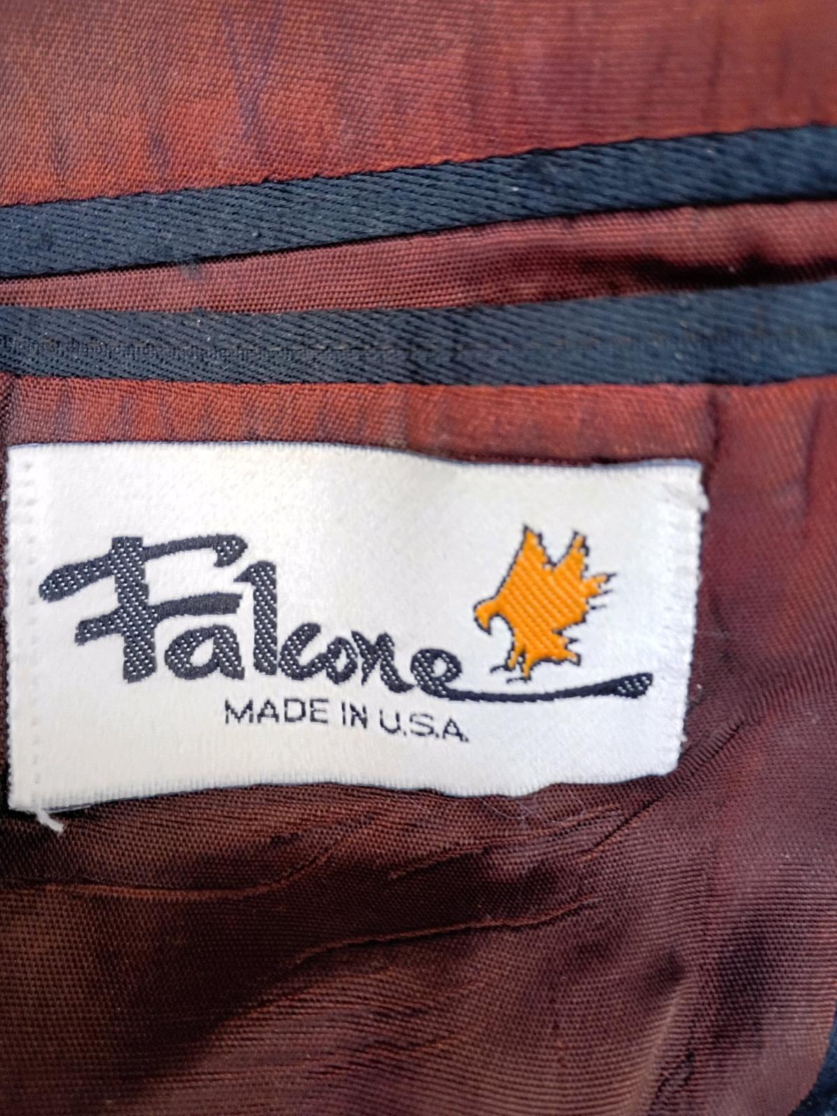 A Nice Mens Dress Jacket - Swansea, South Carolina - FleaMarketBay