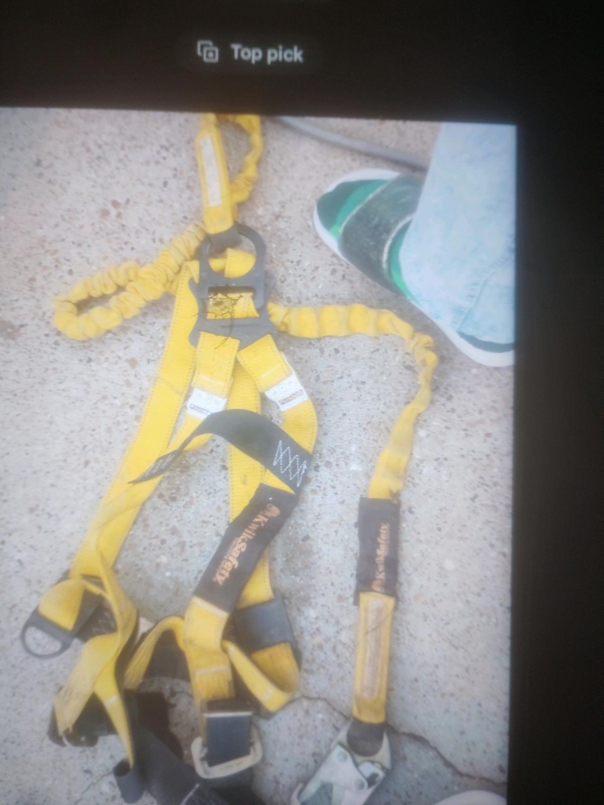 harnesses and climbing equipment - Dallas, Texas - FleaMarketBay