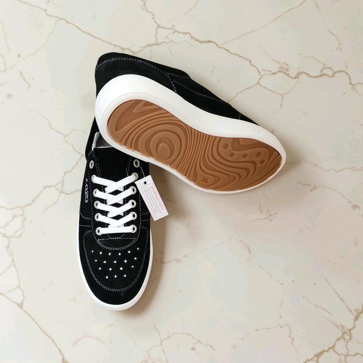 NWT Unisex Lazo Hypernova Suede LowTop Sneakers Black - Ventura, California - FleaMarketBay
