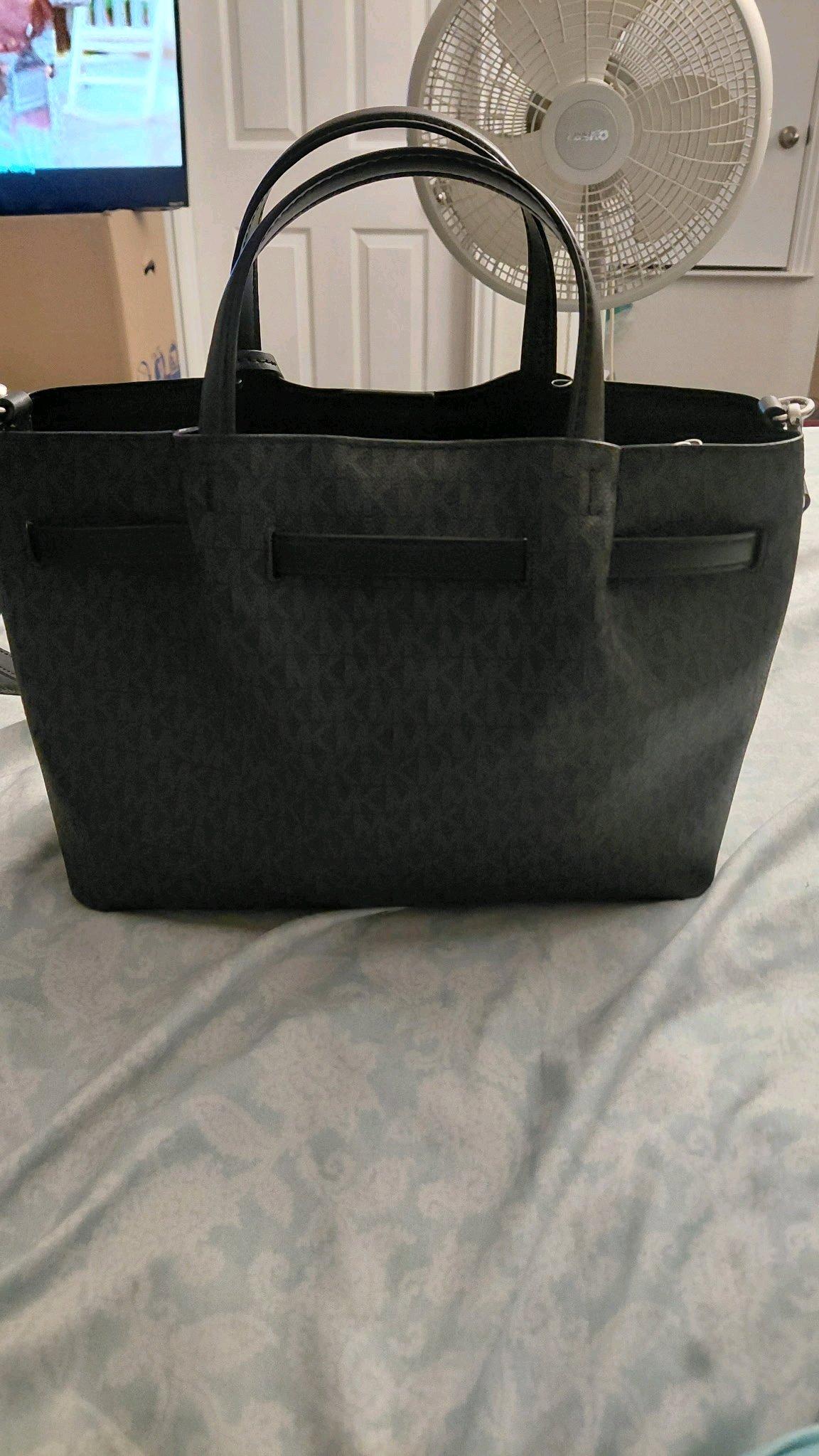 Michael kors purse - San Antonio, Texas - FleaMarketBay