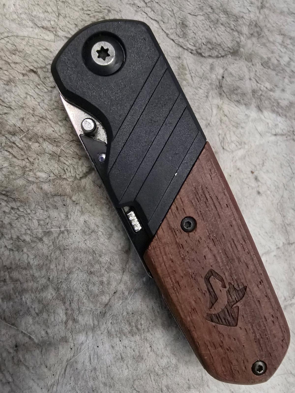 Husky knife navajas - Hayward, California - FleaMarketBay
