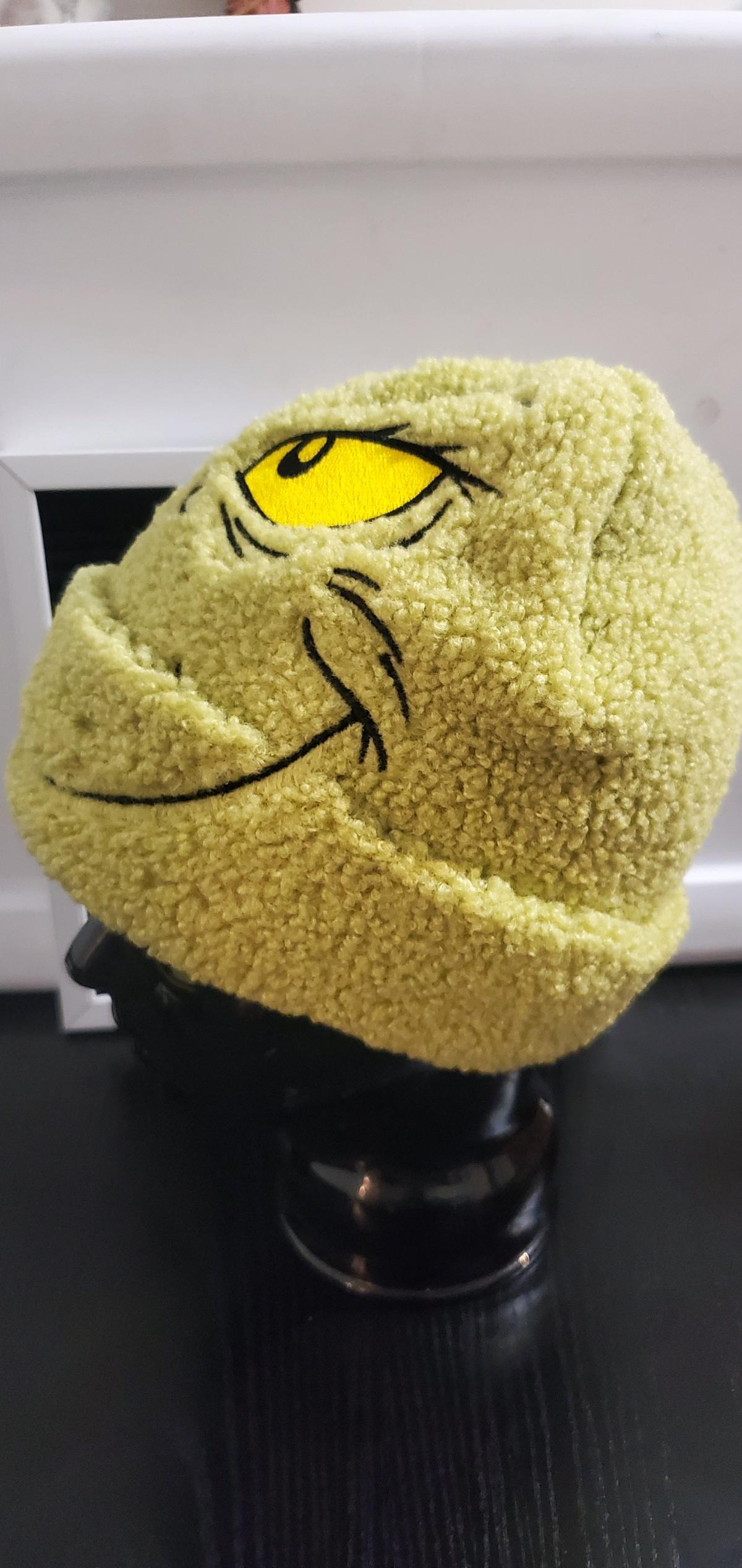 Grinch Sherpa Bucket Hat new no tag - Ozone Park, New York - FleaMarketBay