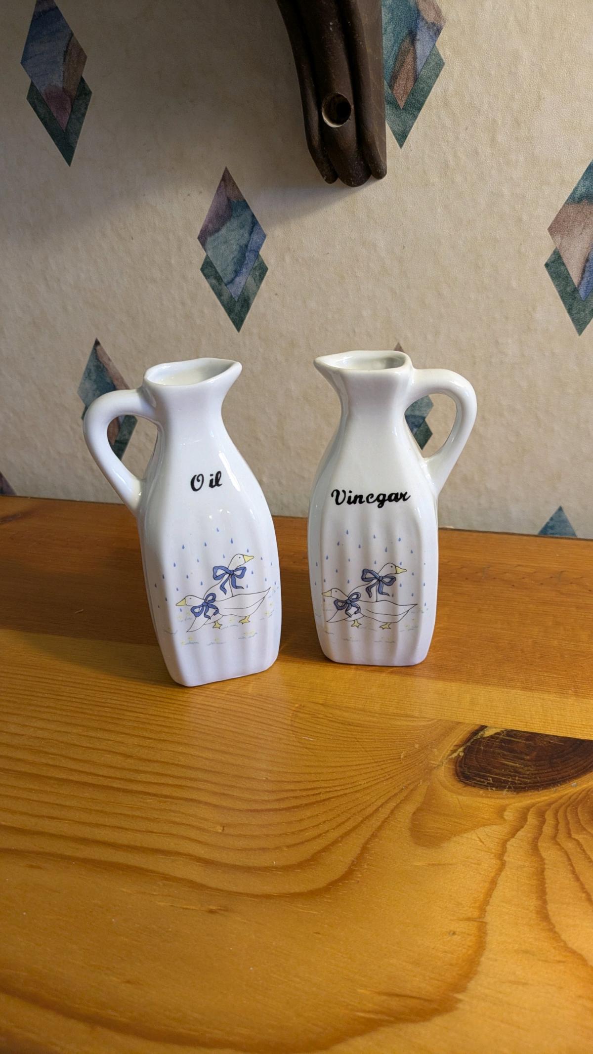 Ceramic White Oil  Vinegar Set 2 Bottles w Handle Pour Spout - Phoenix, Arizona - FleaMarketBay
