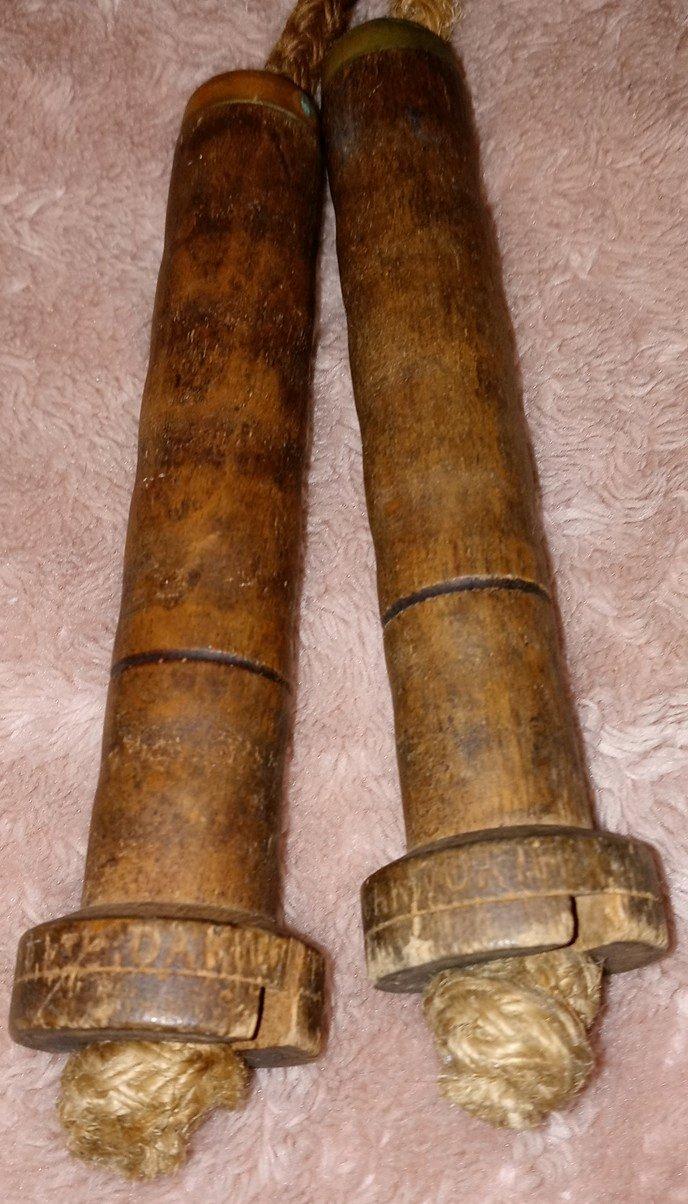Antique Bobbin Handle Child Jumping Rope - Melbourne, Florida - FleaMarketBay