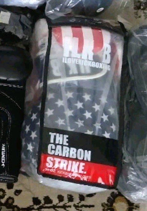 BRAND NEW Century ILKB 16oz18oz20ozBoxing Gloves FREE WRAPS - Clarendon Hills, Illinois - FleaMarketBay