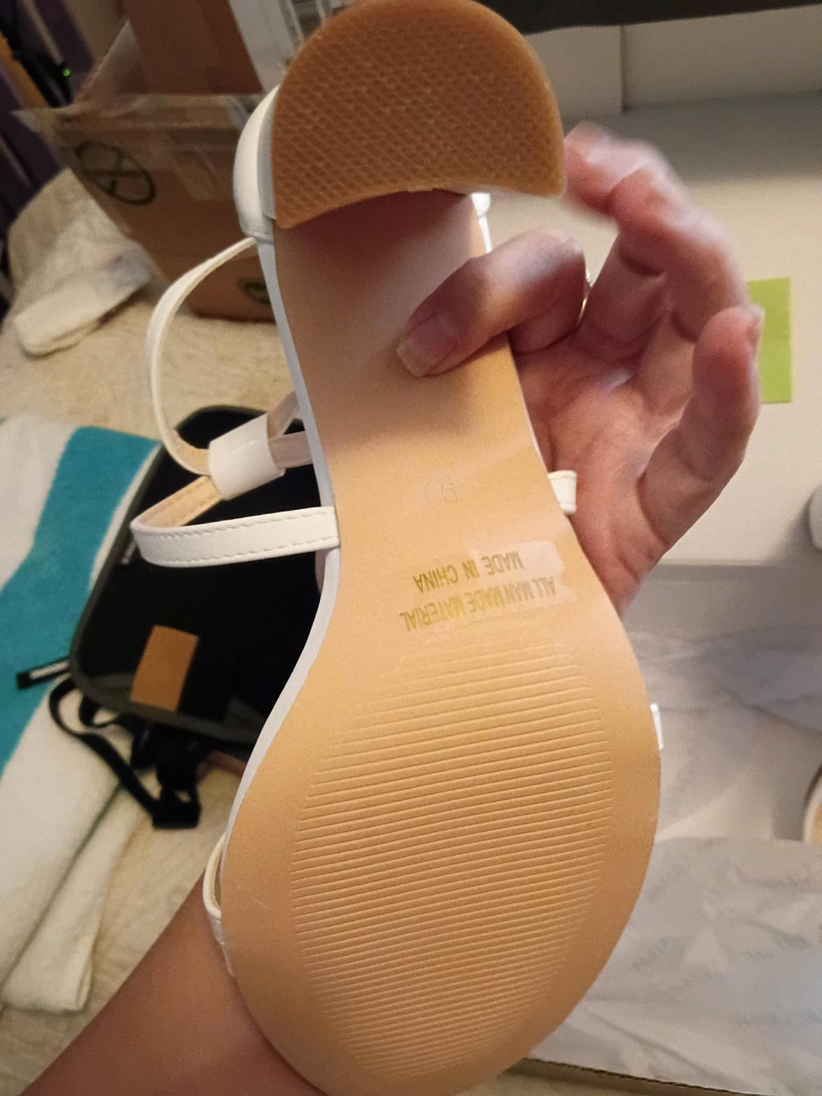 shoes - Booneville, Arkansas - FleaMarketBay