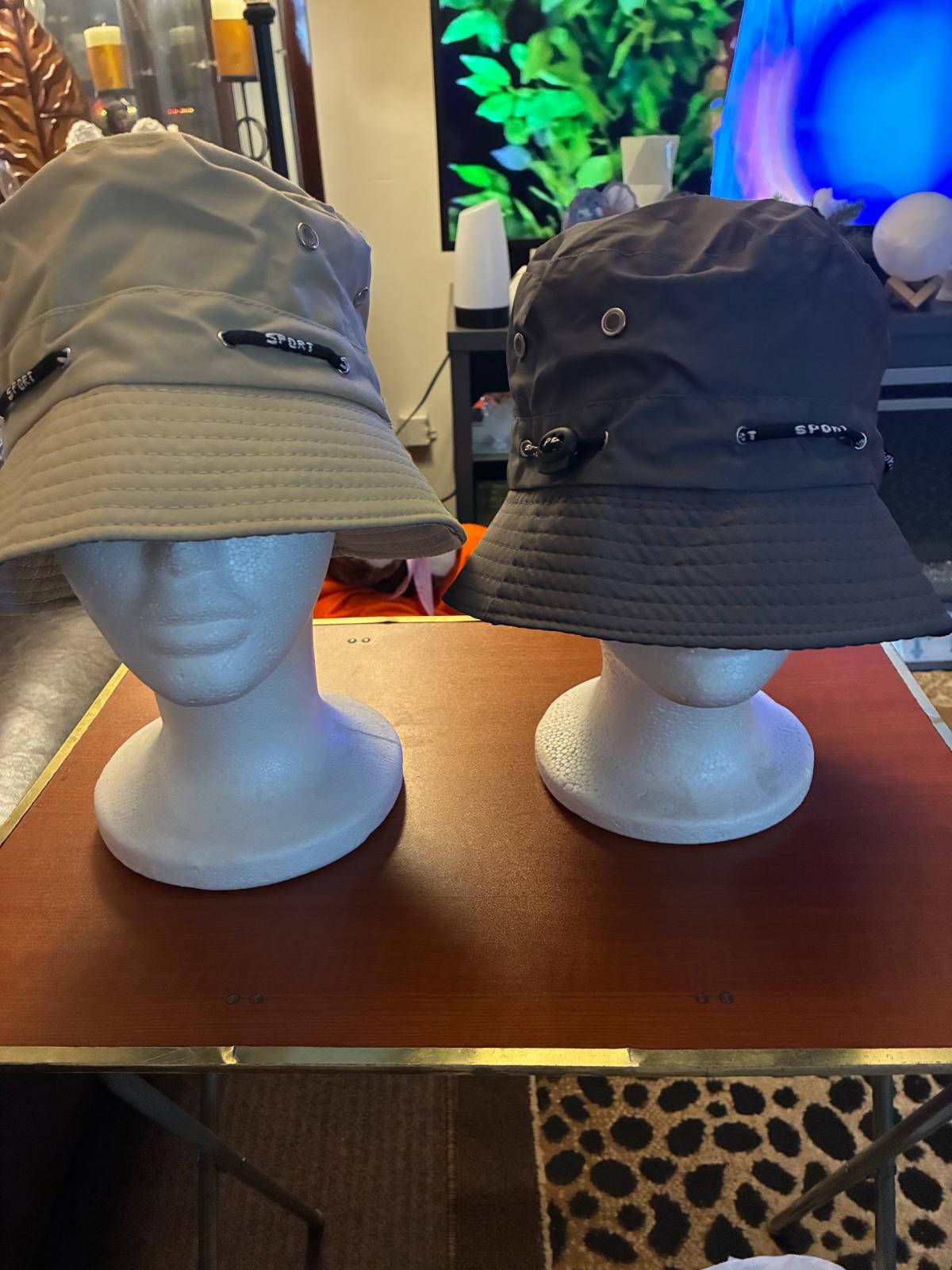 mens and womens hats - Achilles, Virginia - FleaMarketBay