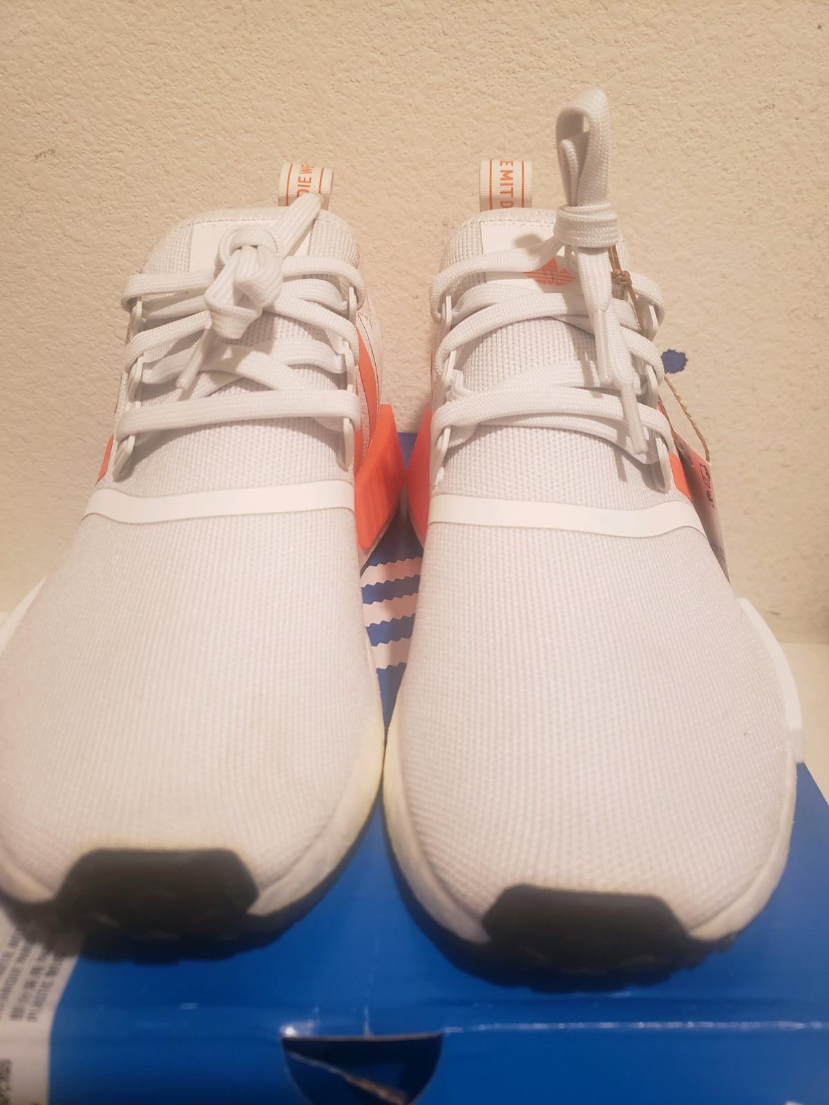 Adidas NMD R1 Men Running shoes Men size 9 - Calimesa, California - FleaMarketBay