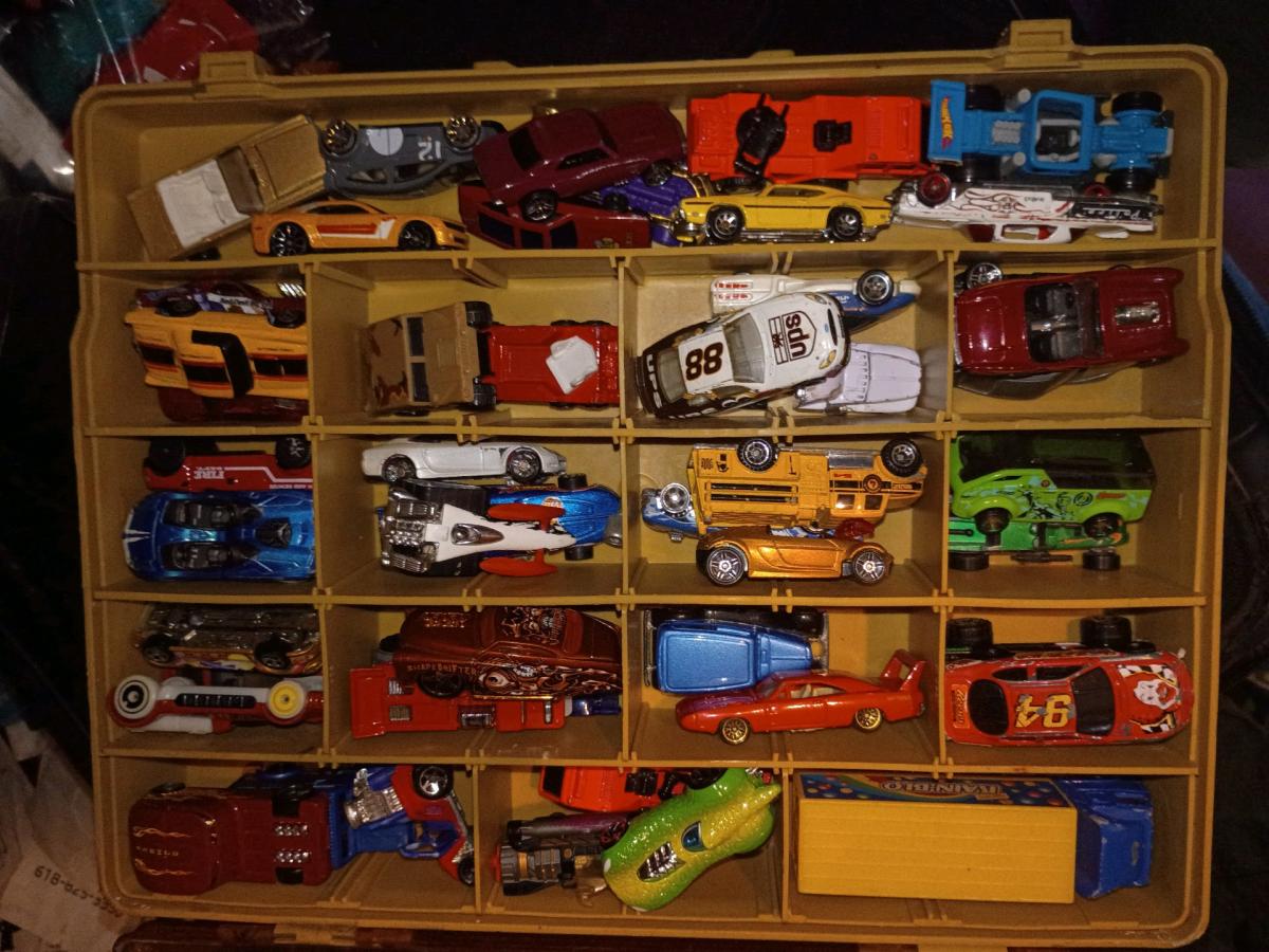 Toy cars and semis - Caseyville, Illinois - FleaMarketBay