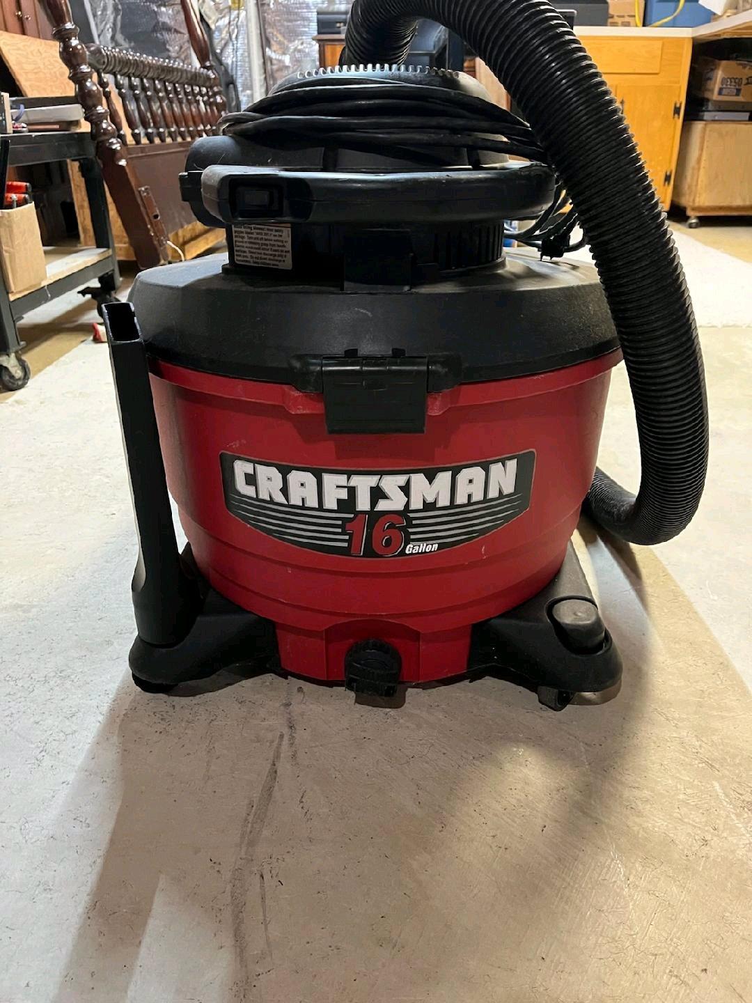 Craftsman  CMXEVBE17594 CRAFTSMAN 17594 12 Gallon 6 Peak HP - Linthicum Heights, Maryland - FleaMarketBay