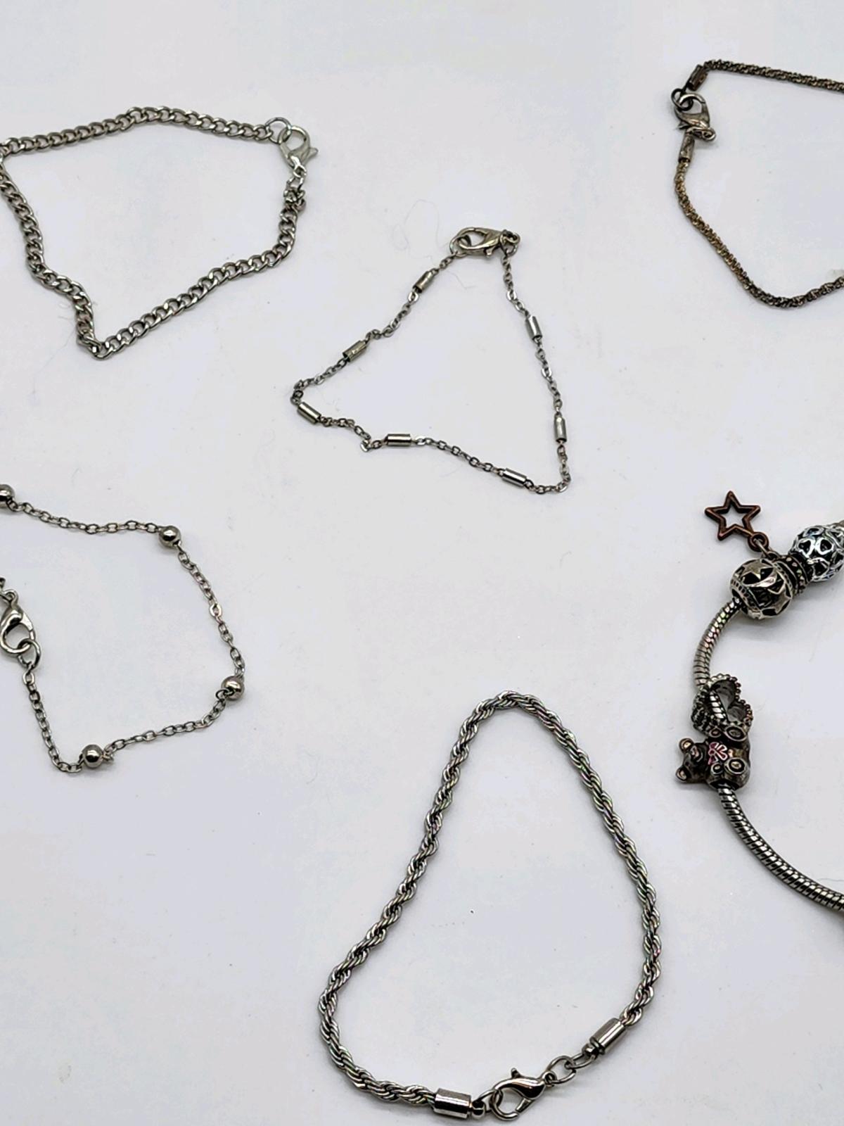 mixed lot of silver Tone bracelets 9pc - Alachua, Florida - FleaMarketBay