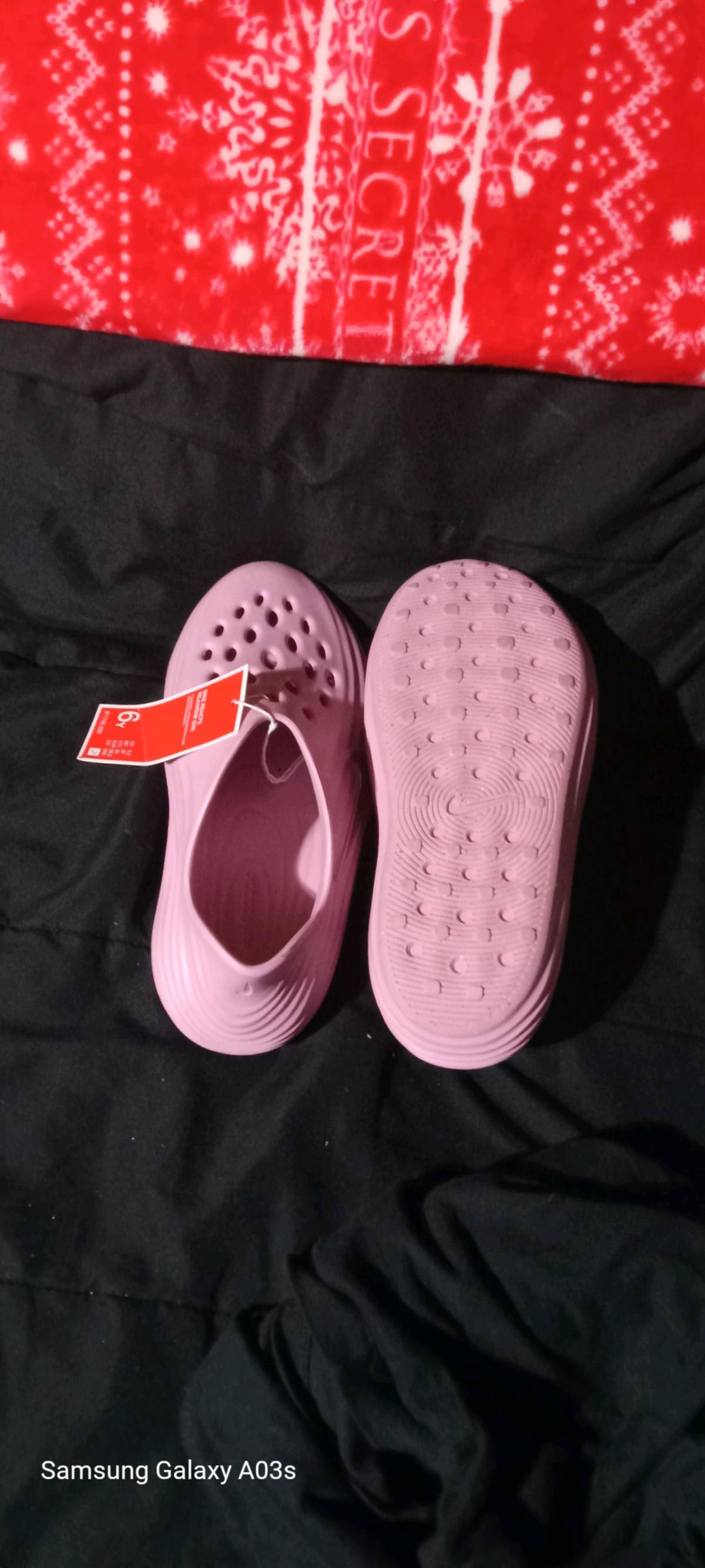 Nike ReactX Rejuven8 clogs - Arlington, Washington - FleaMarketBay