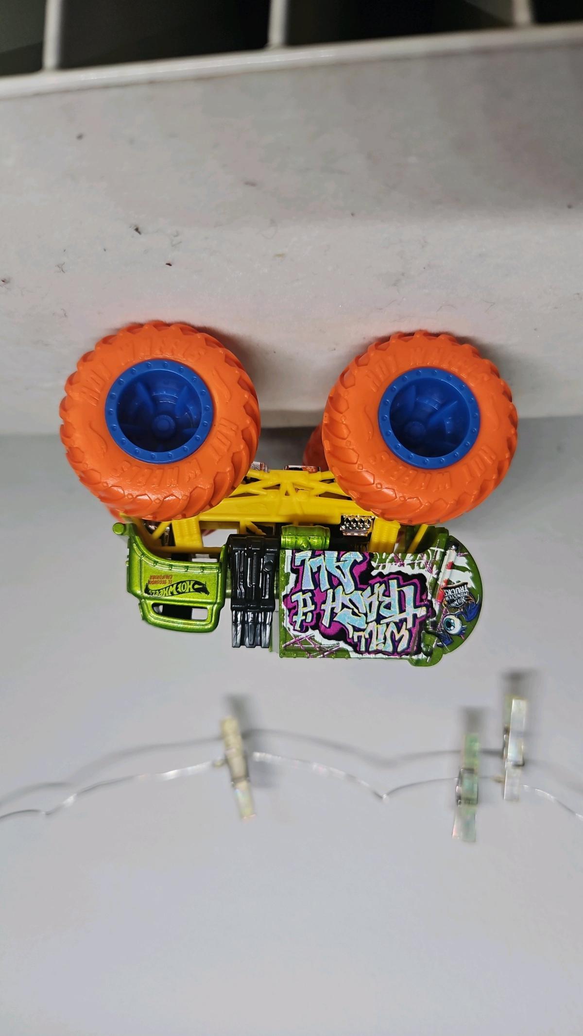 Hot Wheels Monster Trucks Will Trash It All garbage truck - Palm Bay, Florida - FleaMarketBay