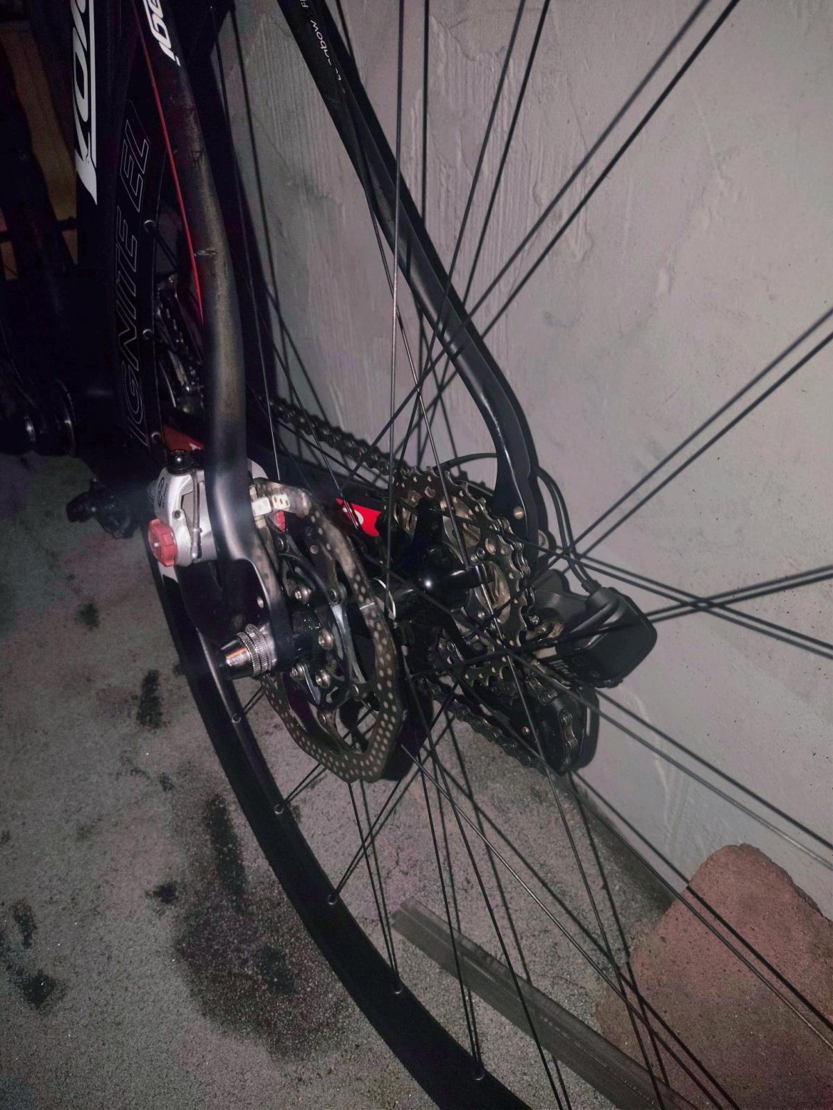 Carbon Fiber Road Bike - Denver, Colorado - FleaMarketBay