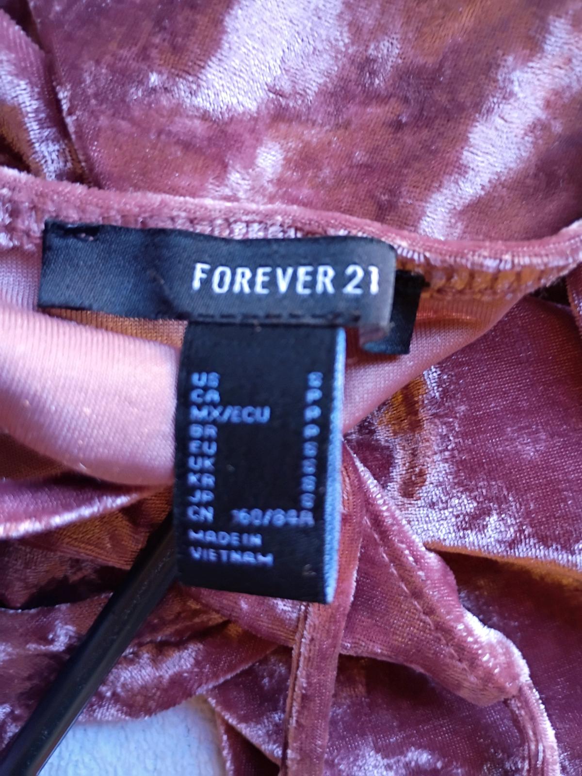 A Nice Womens Sexy Pink Velvet Mini Dress - Swansea, South Carolina - FleaMarketBay