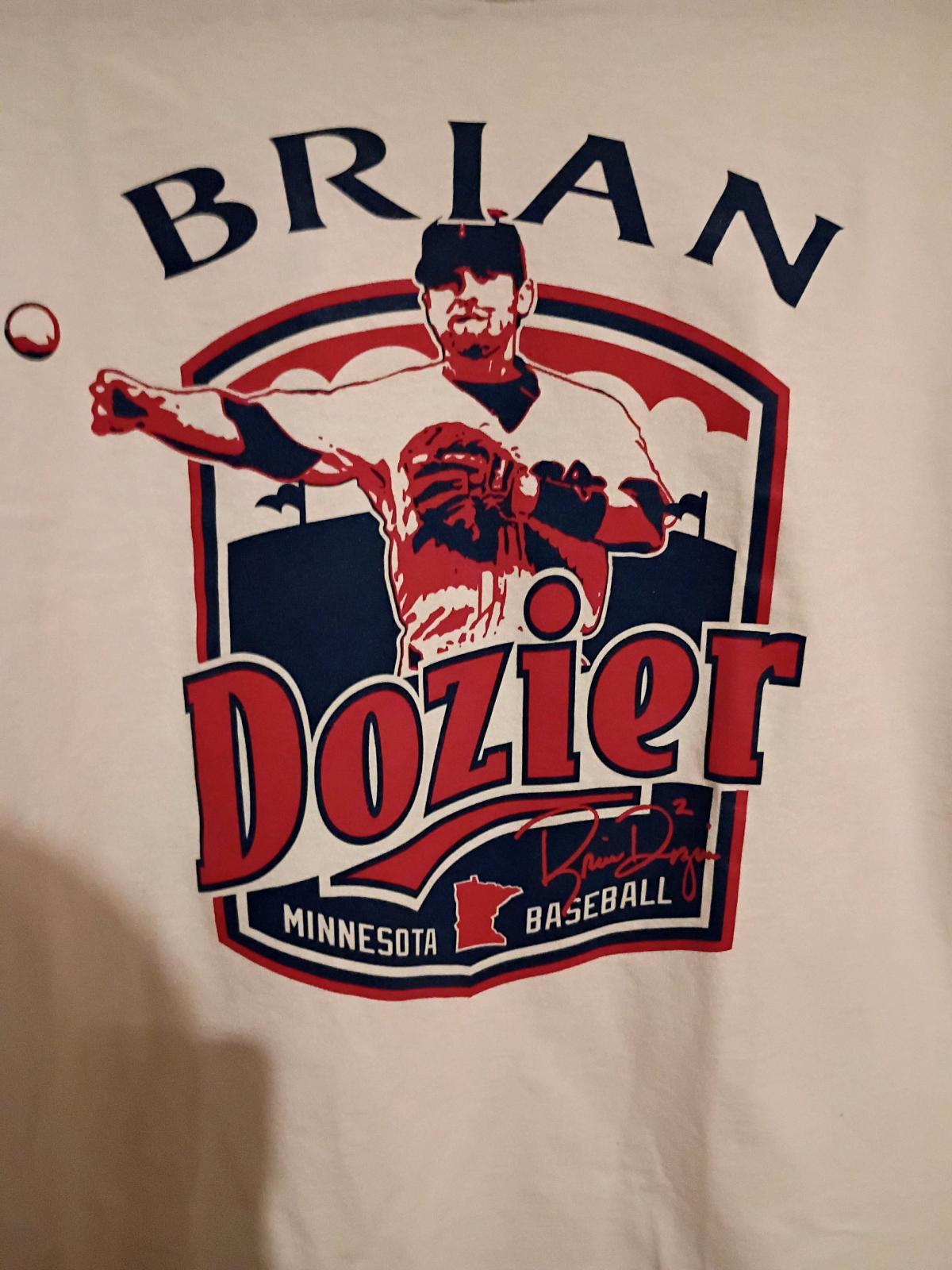 Gildan Minnesota Twins Brian Dozier XL Tshirt - Tucson, Arizona - FleaMarketBay