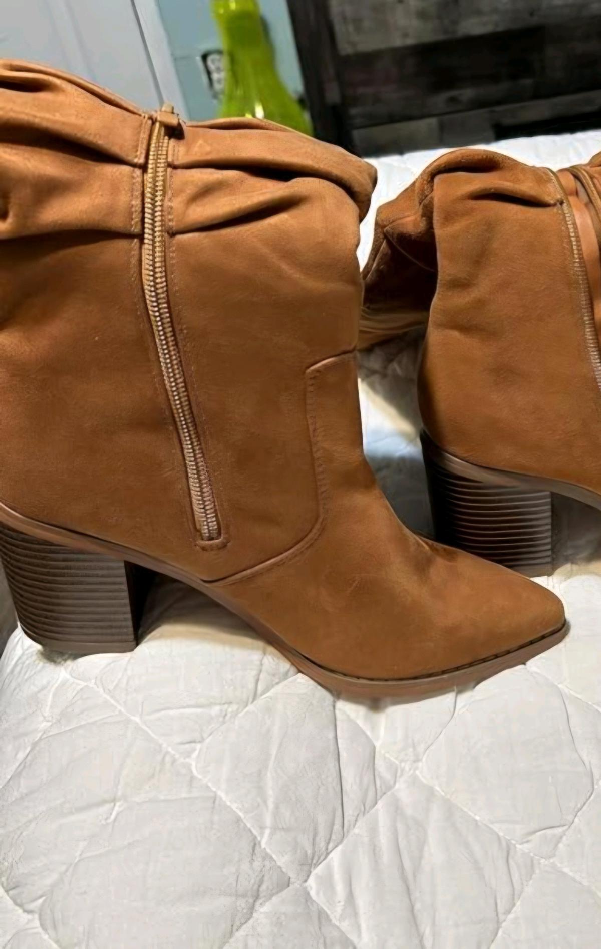 boots size 10 new - Garden Grove, California - FleaMarketBay