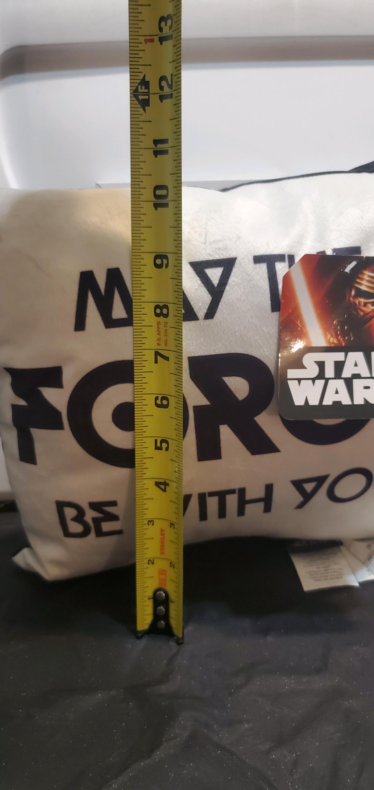 The selected region shows a rectangular Star Wars decorative - Ozone Park, New York - FleaMarketBay
