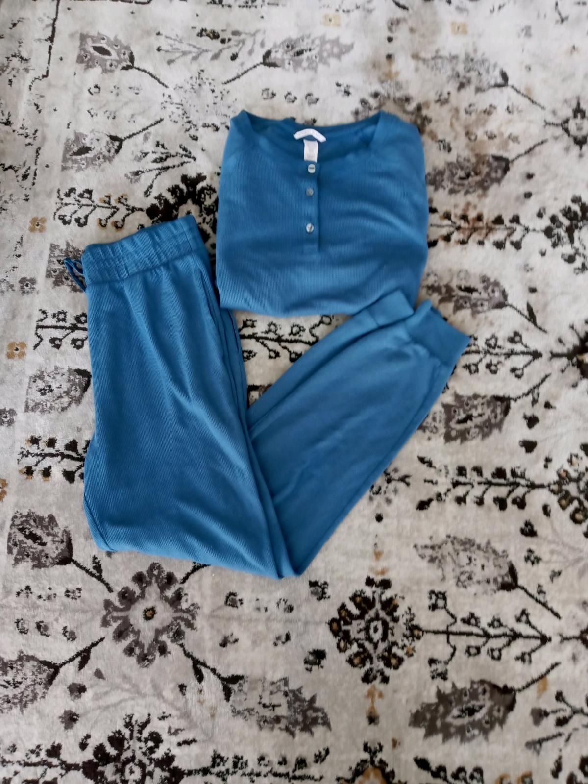 Victoria Secret Intimates Sleepwear Waffle Henley XS set - Clarendon Hills, Illinois - FleaMarketBay