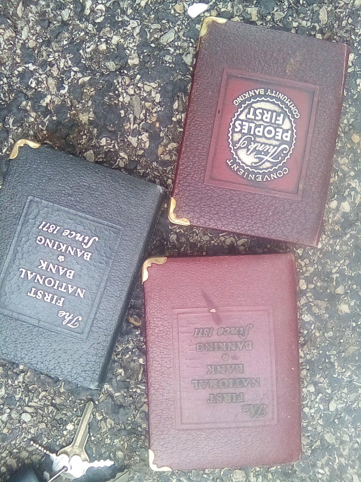 old coins and collectibles 1902 banks w key buffalo nickels - Belle Vernon, Pennsylvania - FleaMarketBay