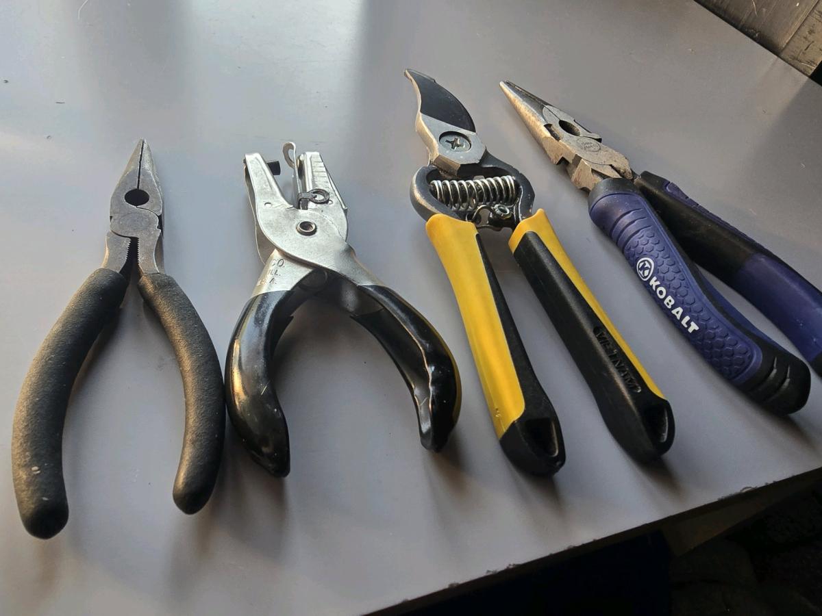 4Piece Hand Tool Set Kobalt Pliers  Pruning Shears - Sulphur, Oklahoma - FleaMarketBay